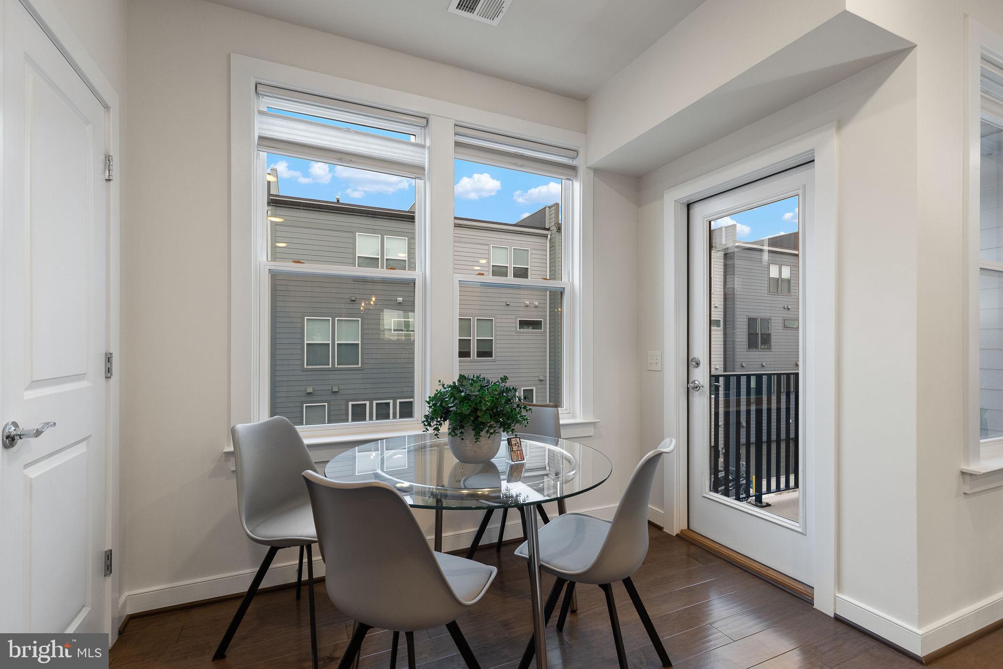 METROPARK AT ARROWBROOK - Residential