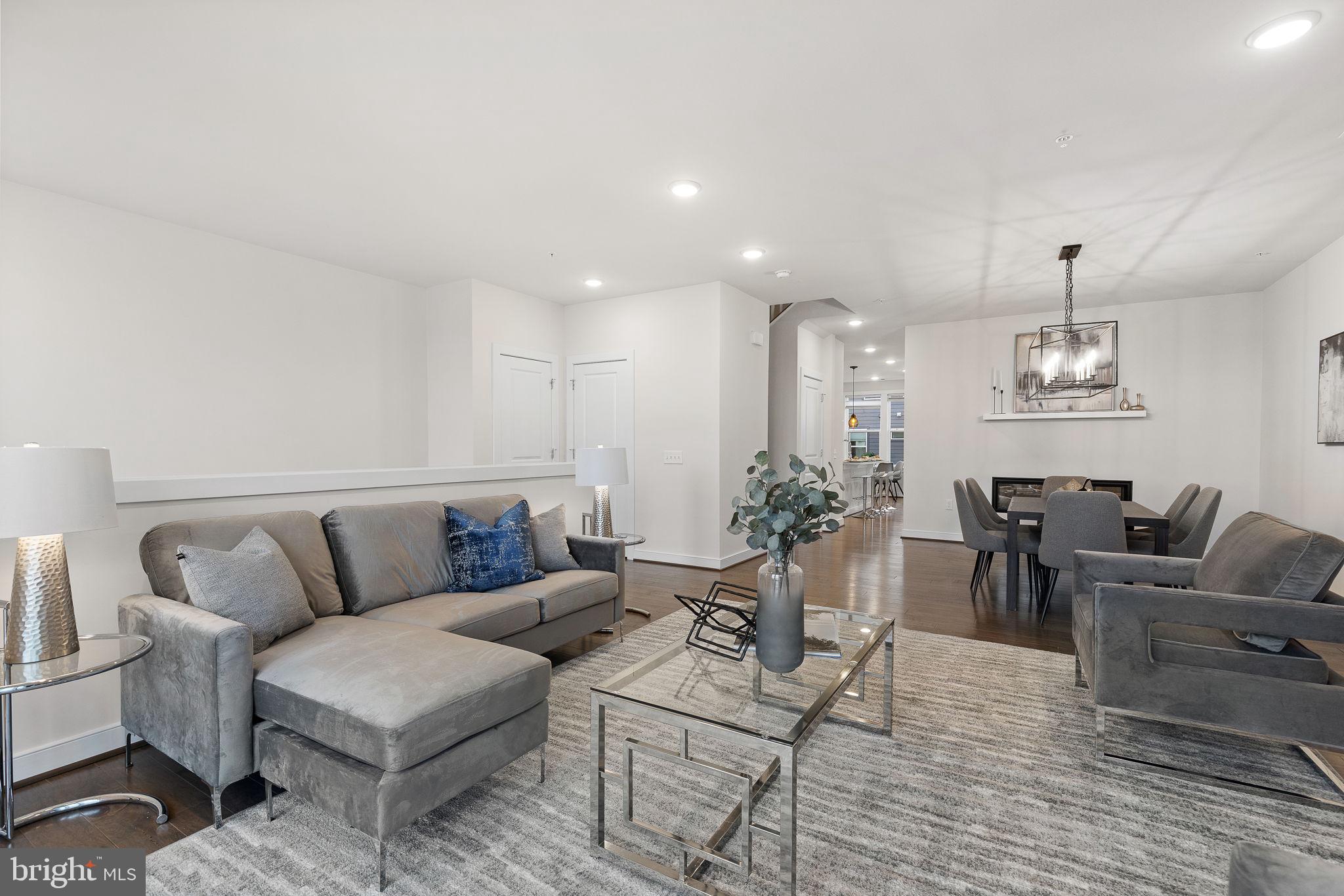 METROPARK AT ARROWBROOK - Residential