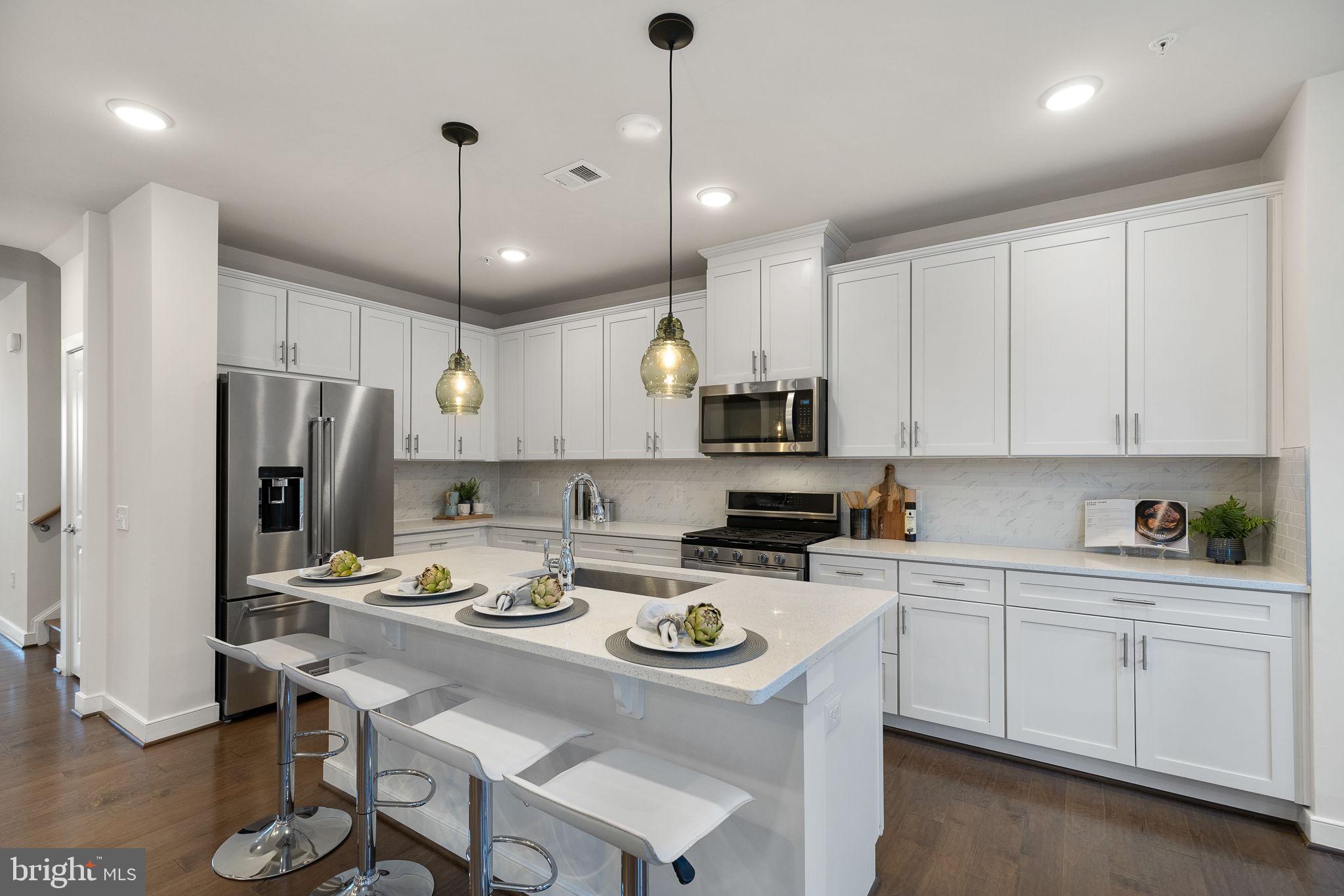METROPARK AT ARROWBROOK - Residential