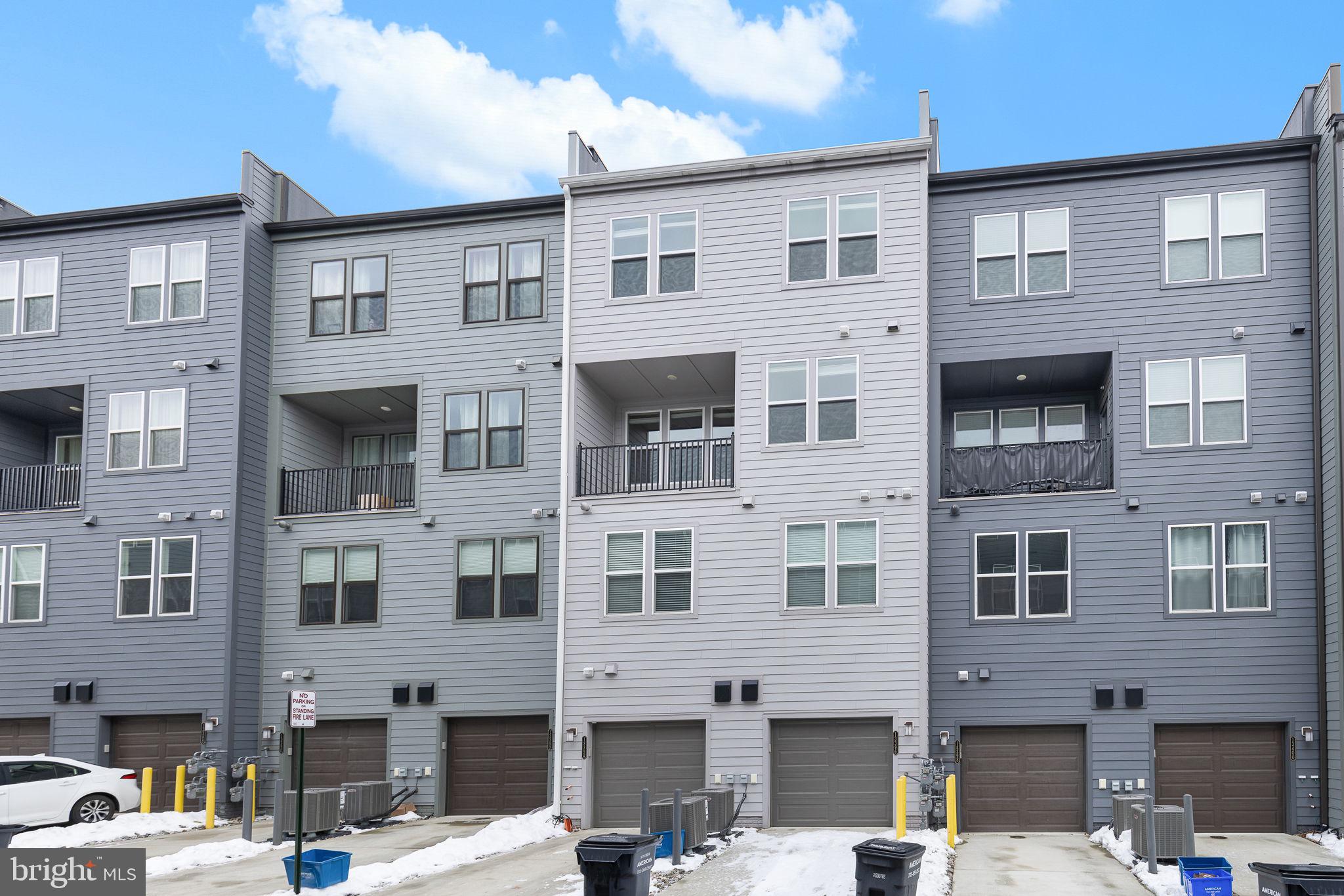 METROPARK AT ARROWBROOK - Residential