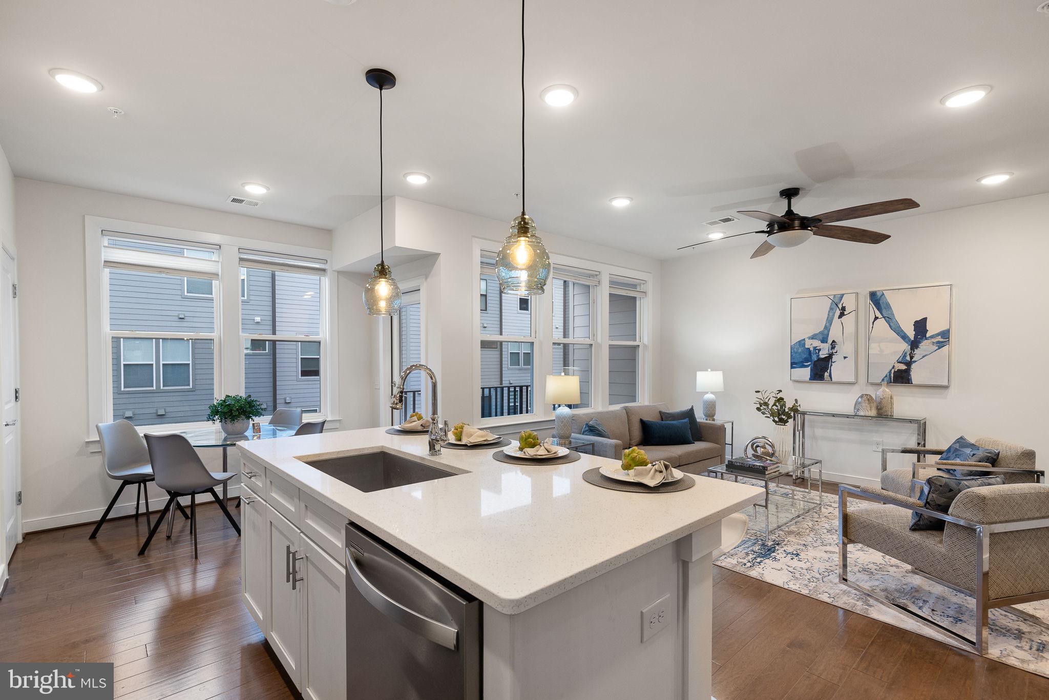 METROPARK AT ARROWBROOK - Residential