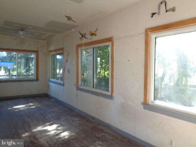 FARQUHAR PARK - Residential