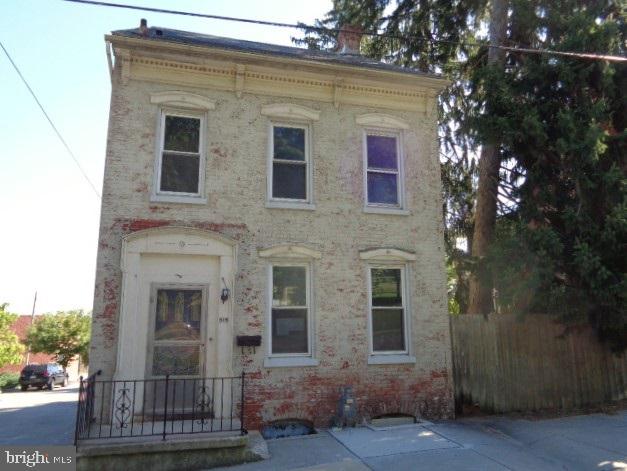 Don't miss the opportunity to own this large home just steps away from Farquhar Park, Kiwanis Lake and Ferguson Elementary school!  Features include 3 Bedrooms, 1.5 Bathrooms, Duel-Zoned Forced Air Heat and Central AC, updated electric, a large fenced yard with an above-ground pool and a detached 2 car garage!