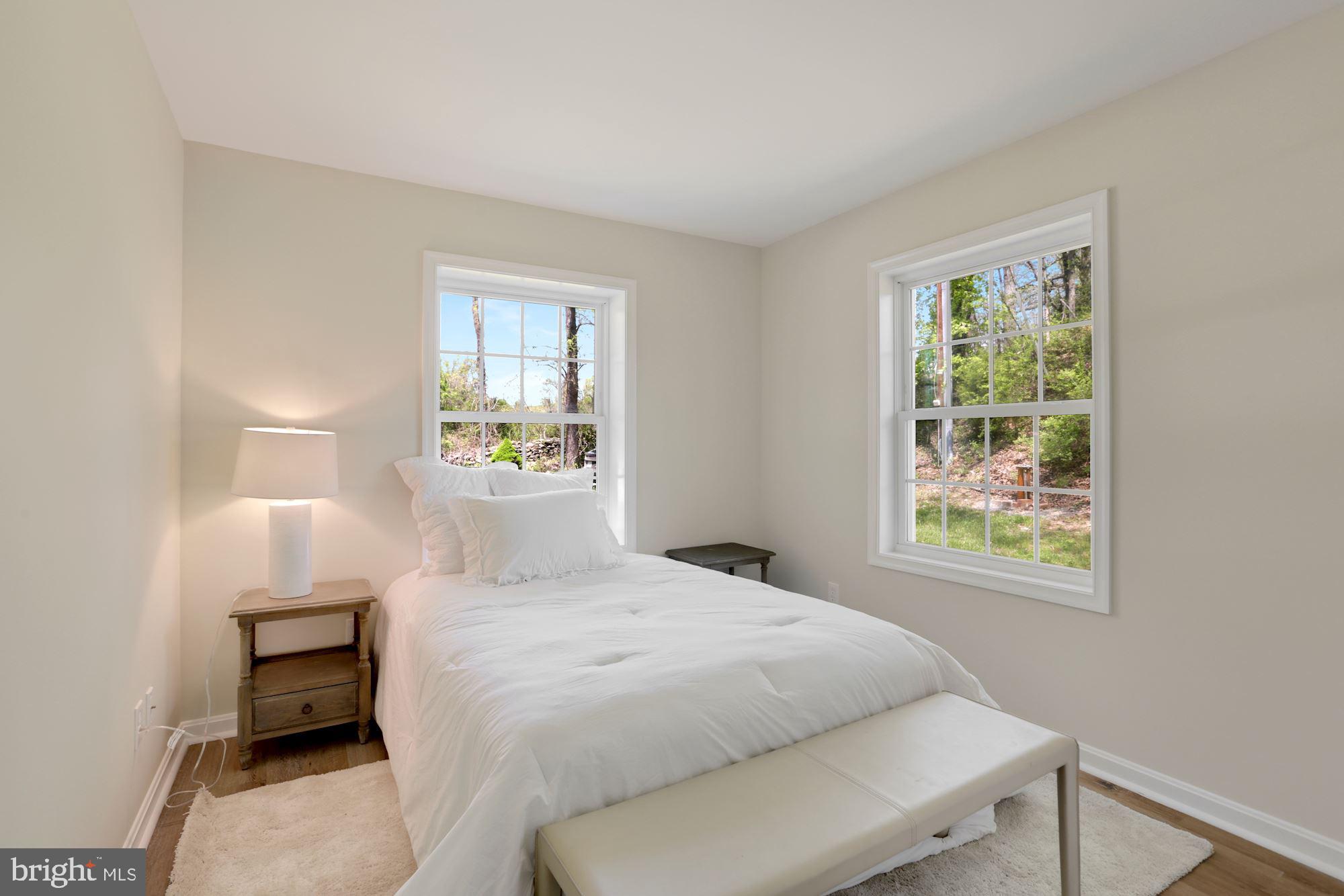 MIDDLEBURG - Residential