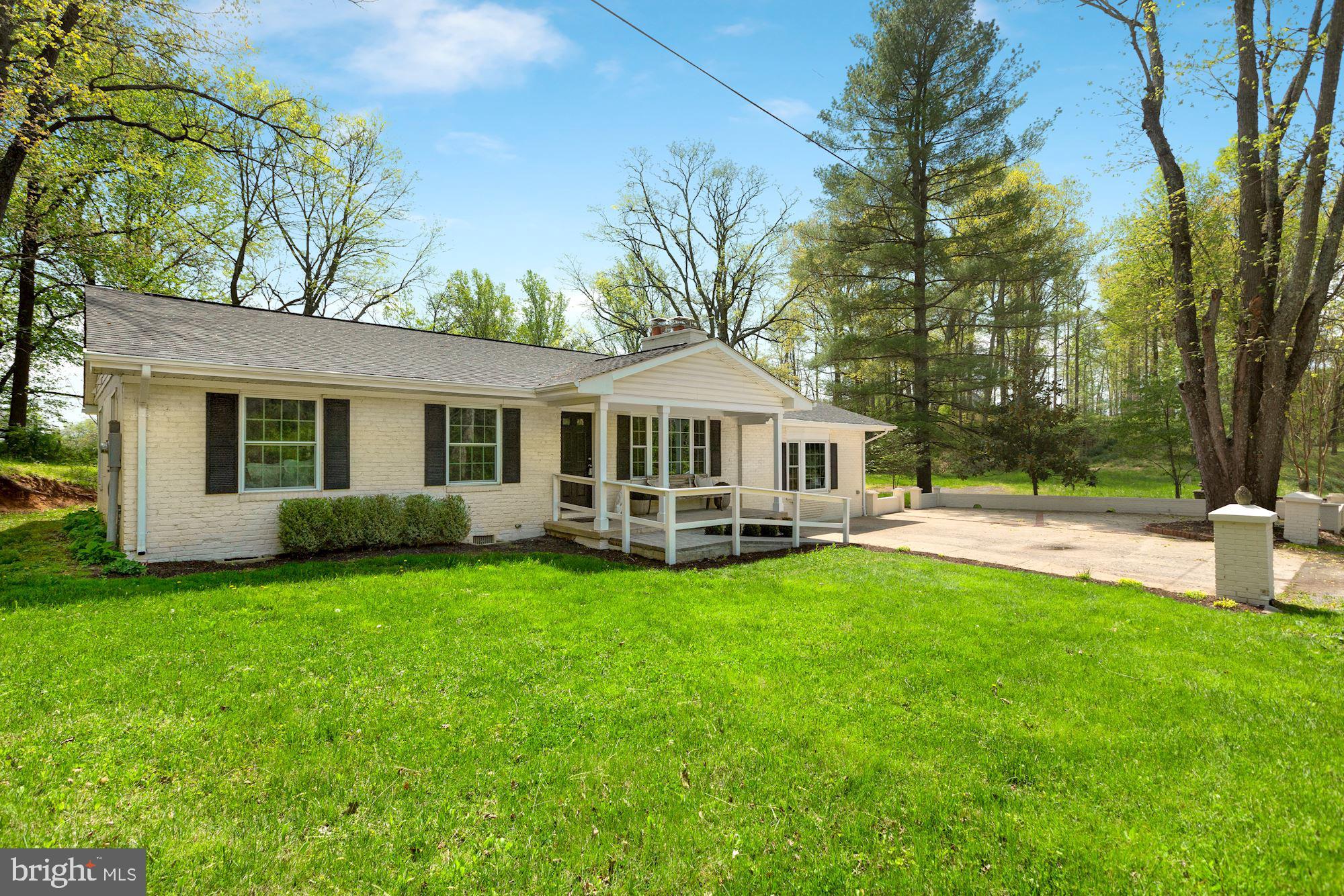 MIDDLEBURG - Residential