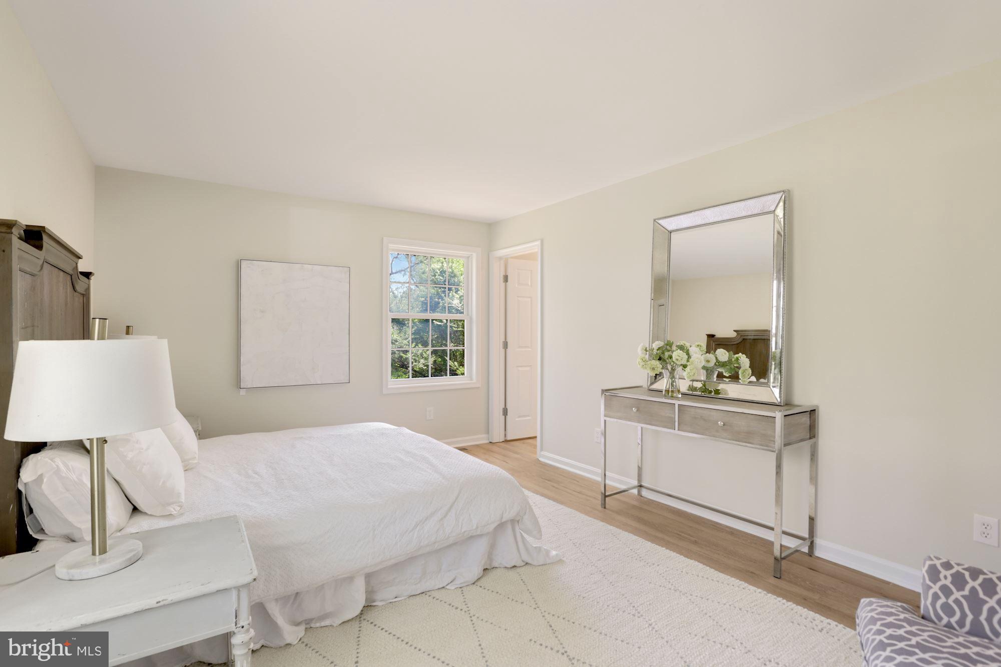 MIDDLEBURG - Residential