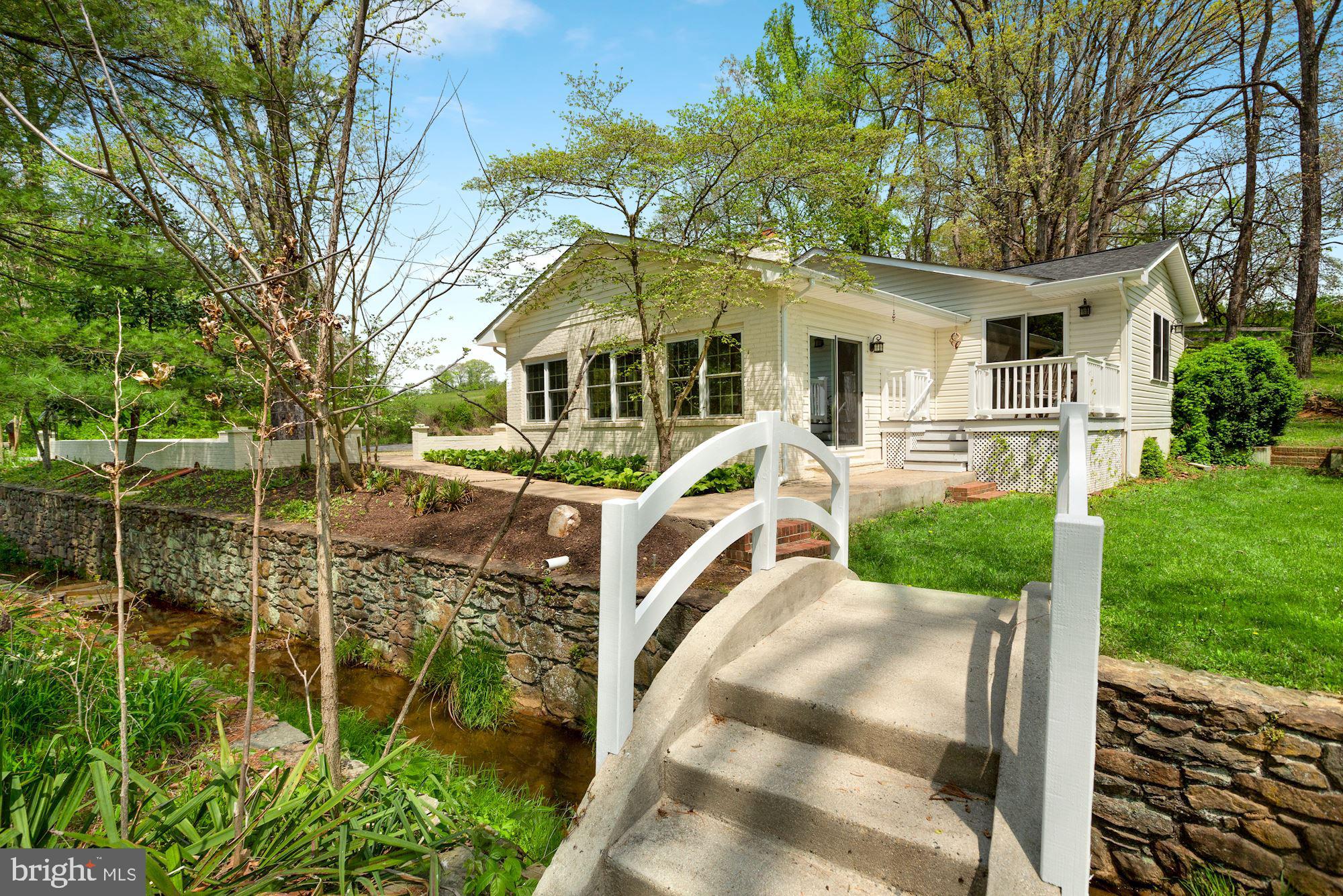 MIDDLEBURG - Residential
