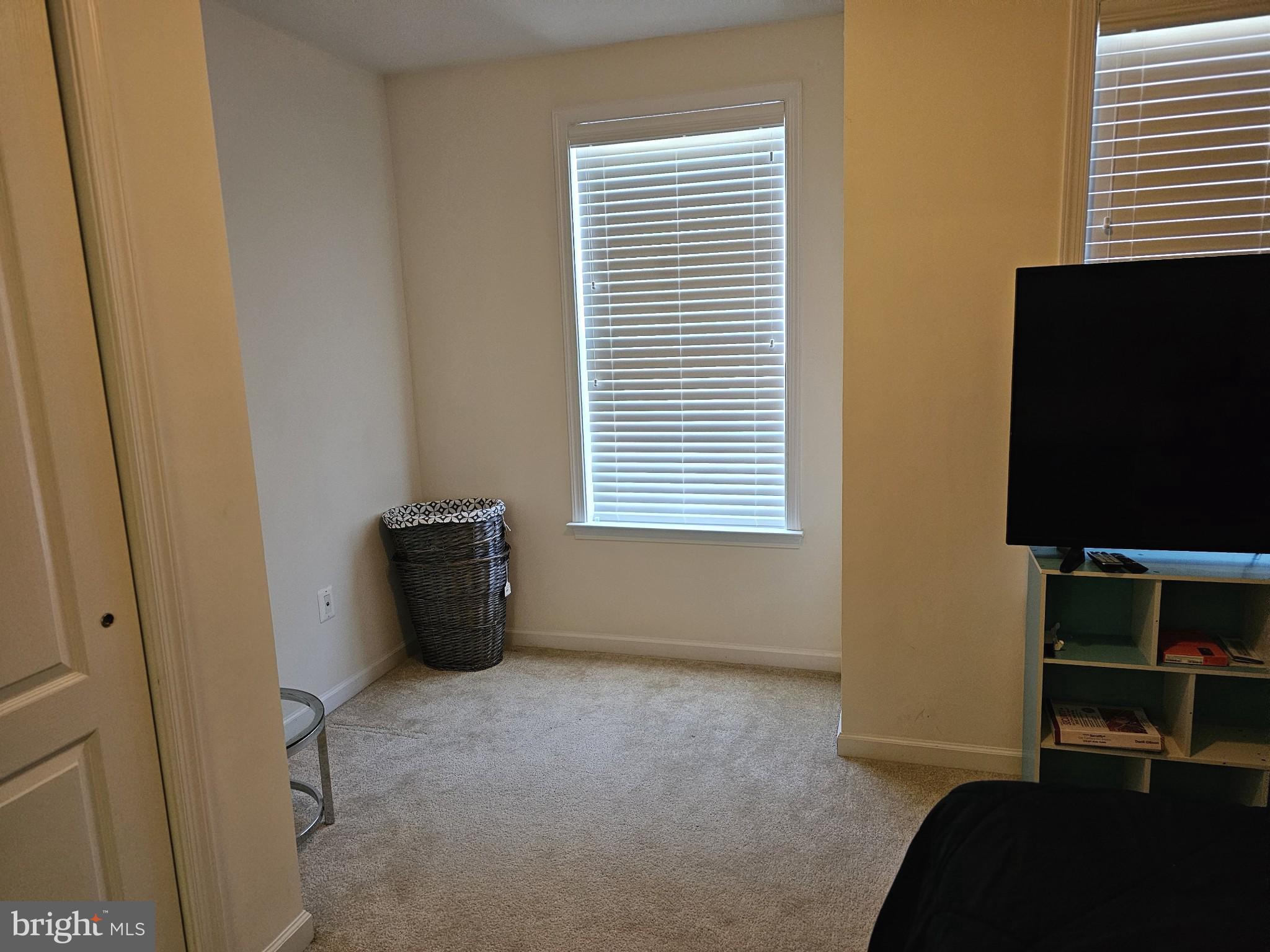 MARLBORO RIDGE - Residential