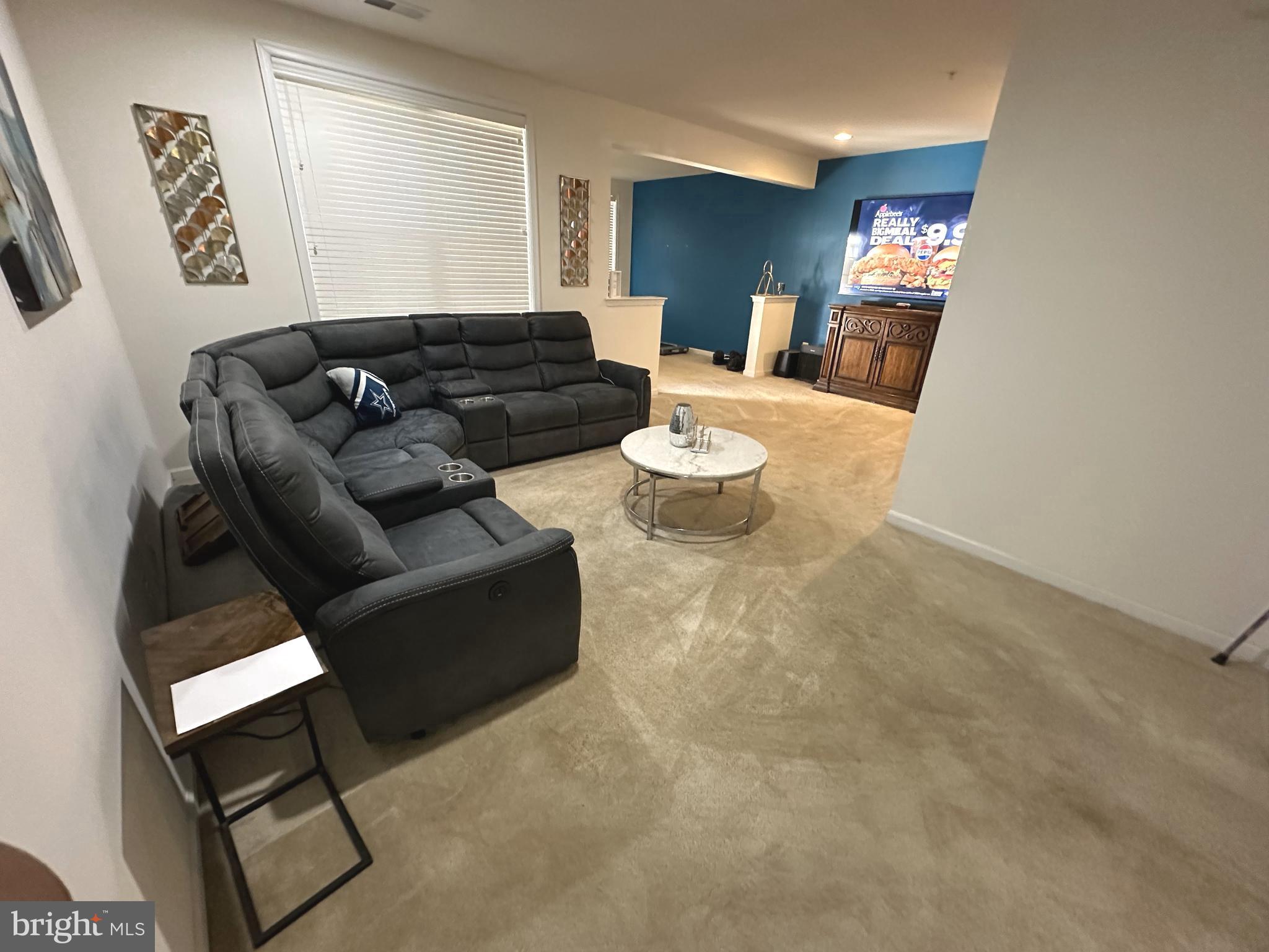 MARLBORO RIDGE - Residential