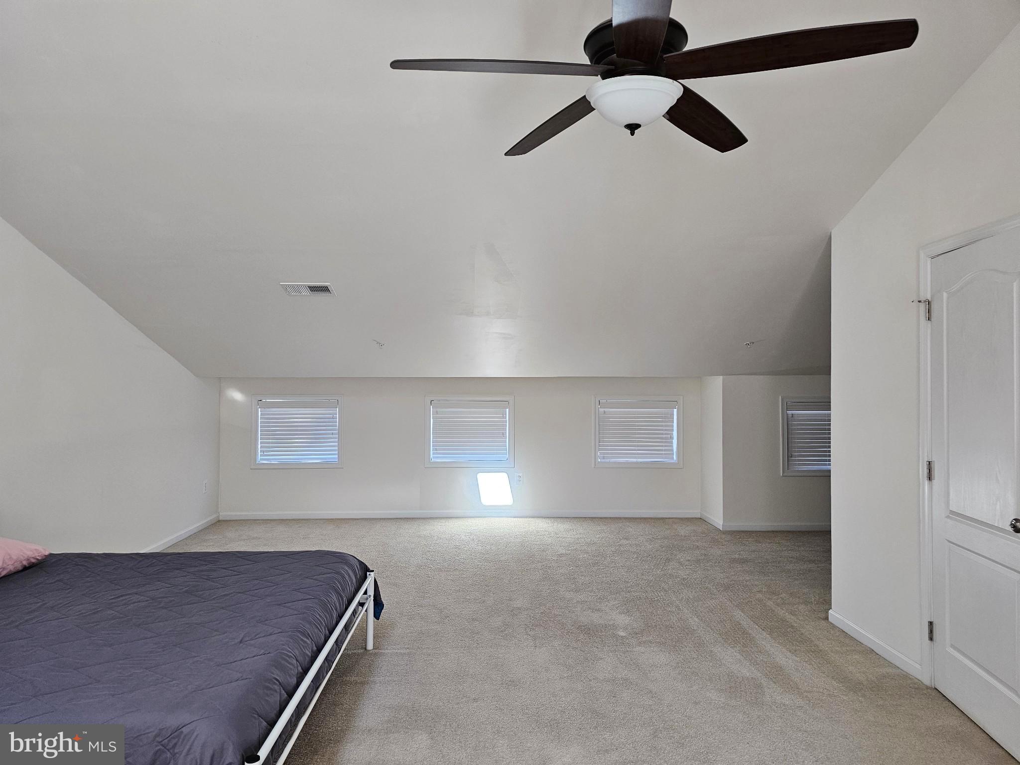 MARLBORO RIDGE - Residential