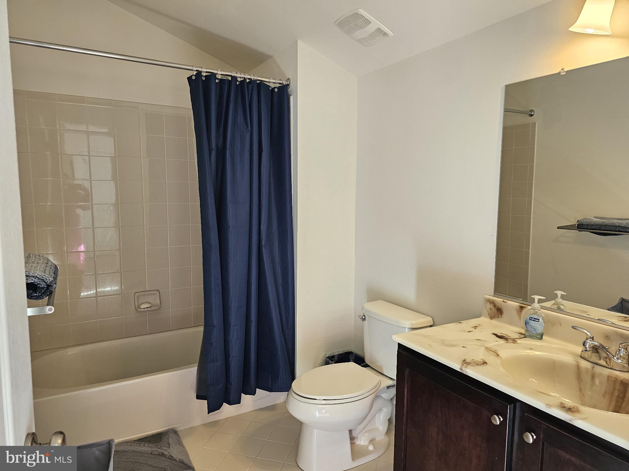 MARLBORO RIDGE - Residential