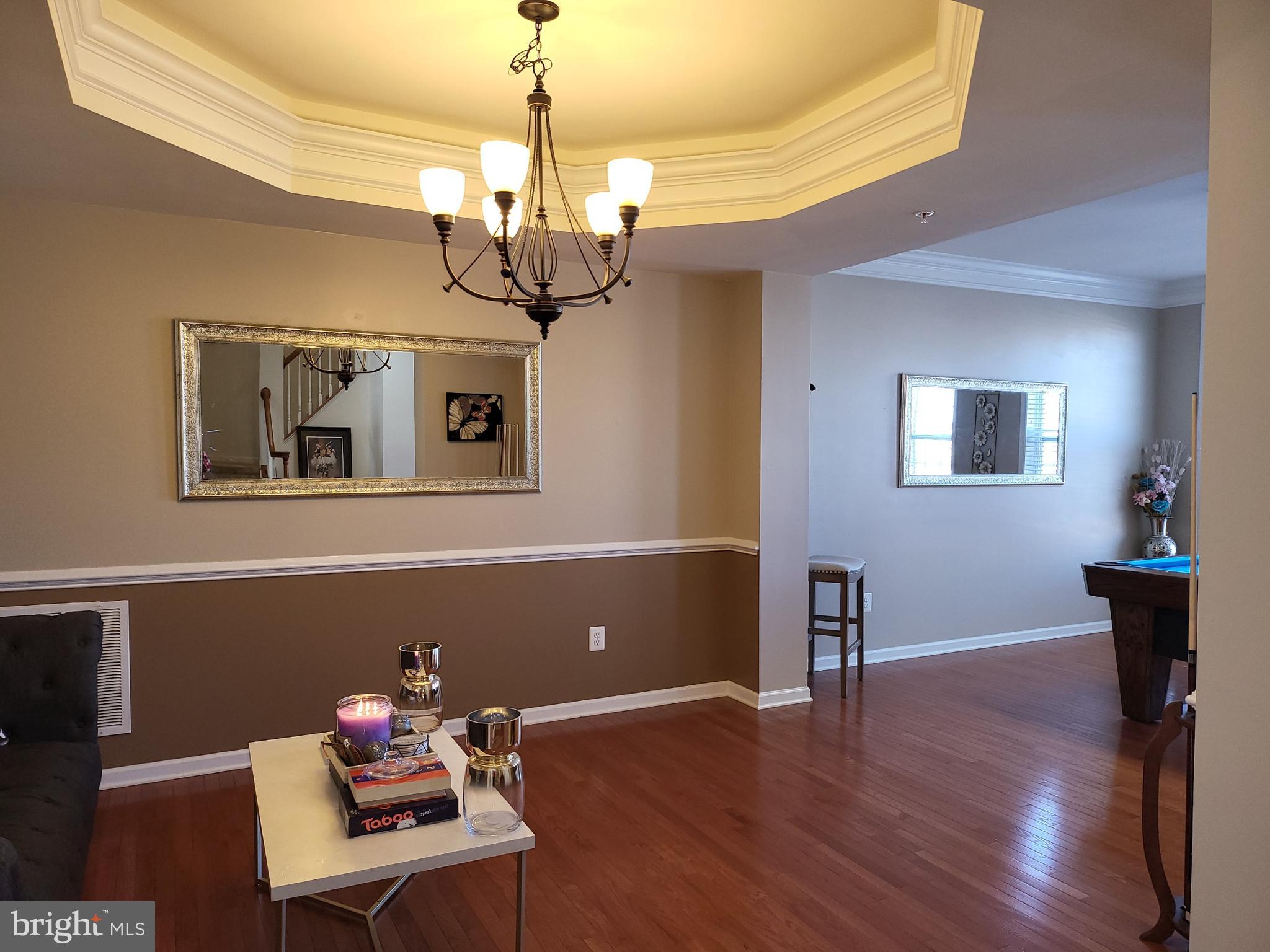 MARLBORO RIDGE - Residential