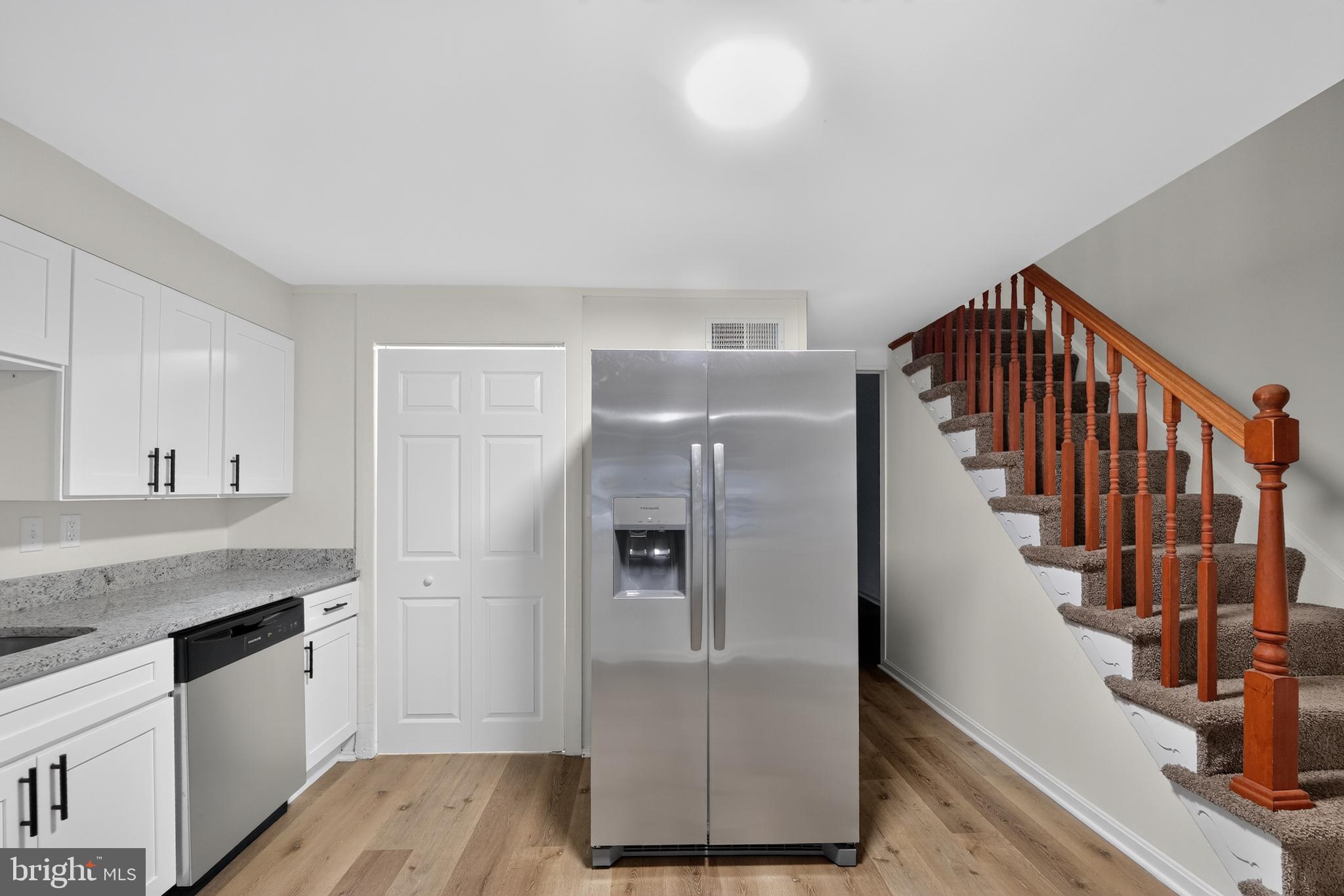 RIVERVIEW - Residential