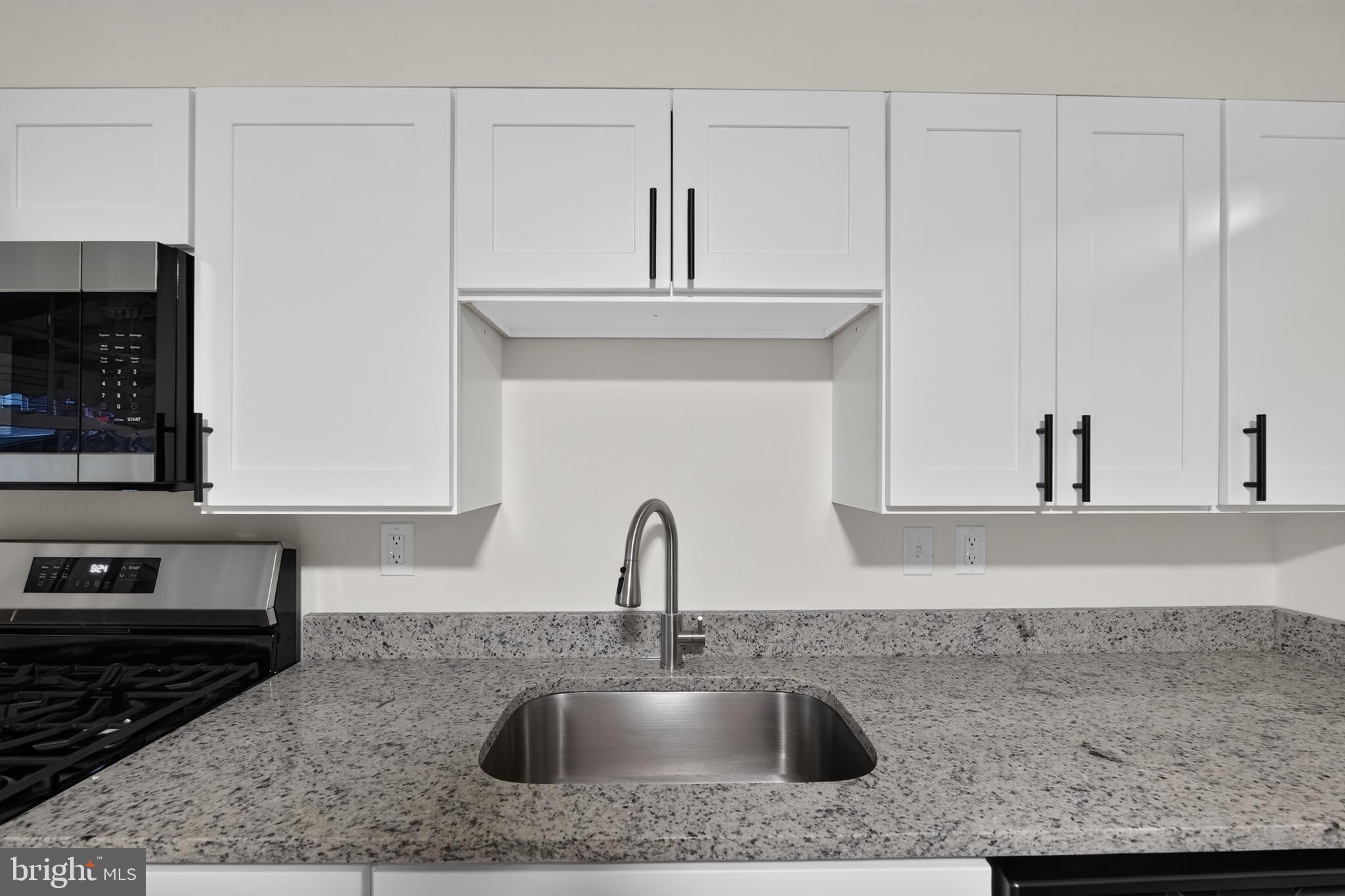 RIVERVIEW - Residential