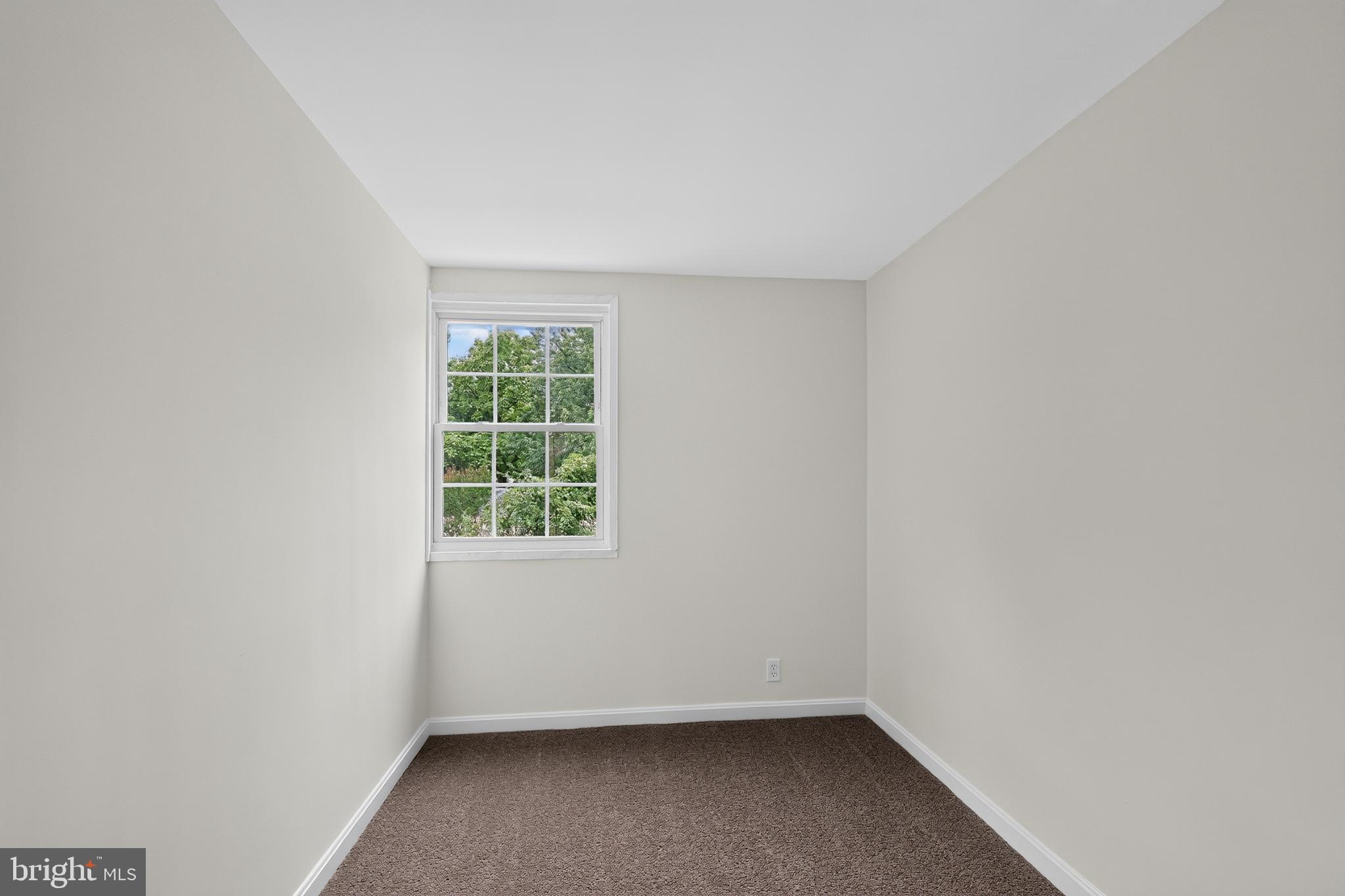 RIVERVIEW - Residential