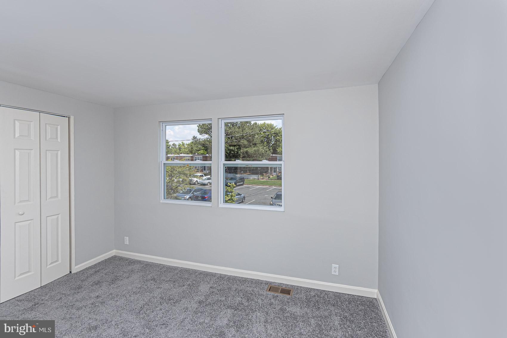 RIVERVIEW - Residential