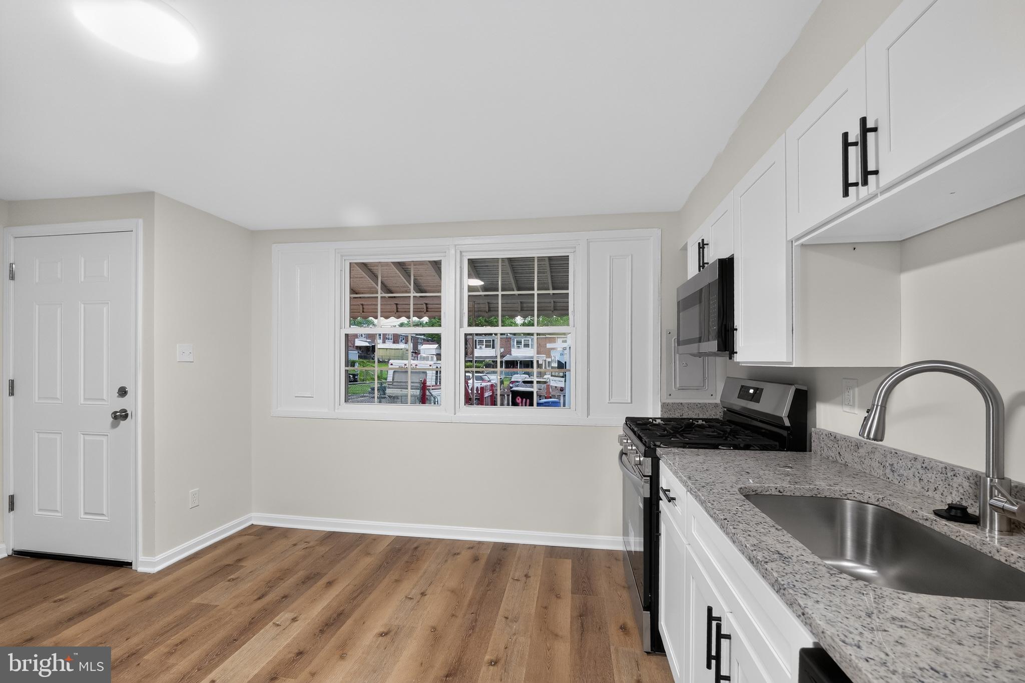 RIVERVIEW - Residential