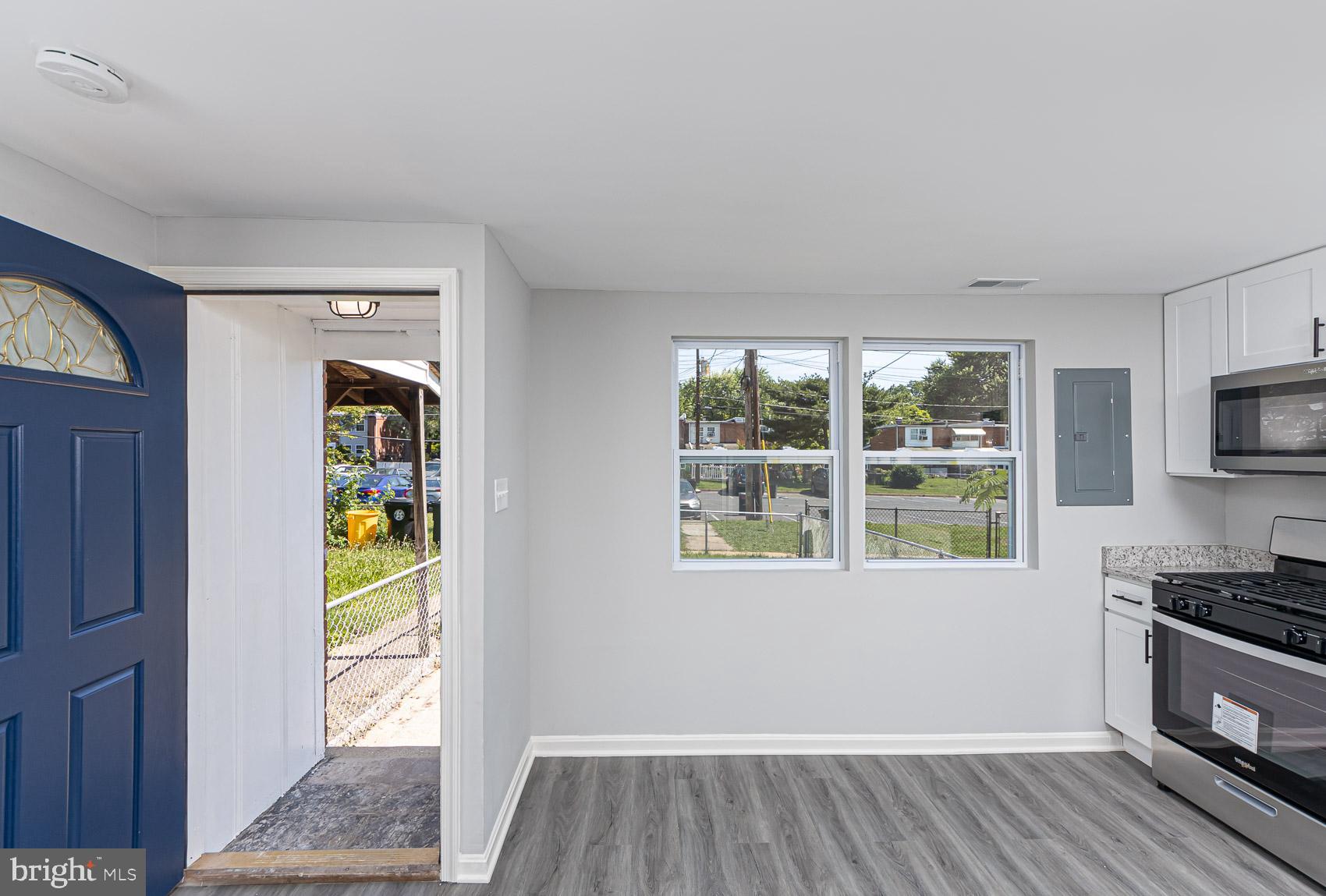 RIVERVIEW - Residential