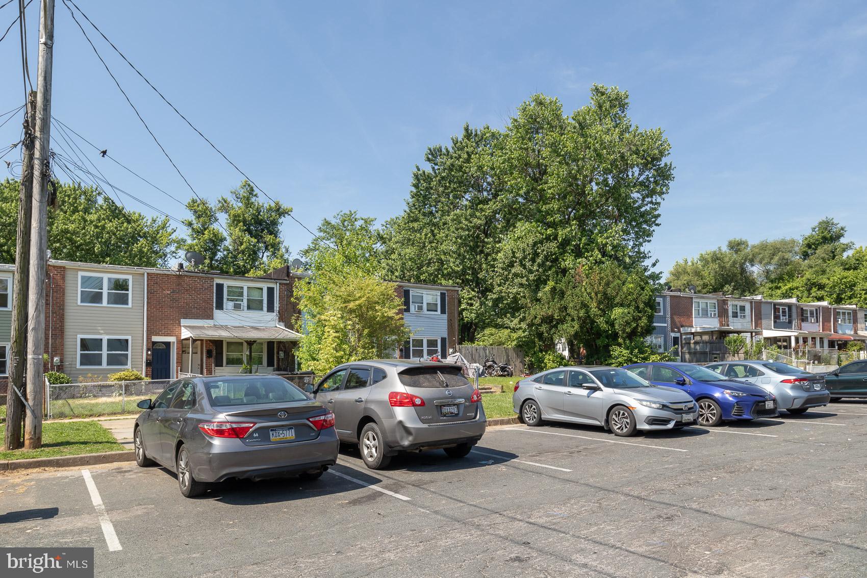 RIVERVIEW - Residential
