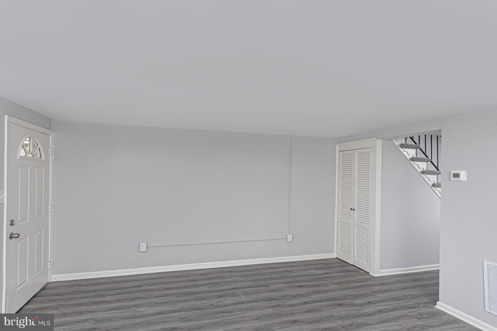 RIVERVIEW - Residential