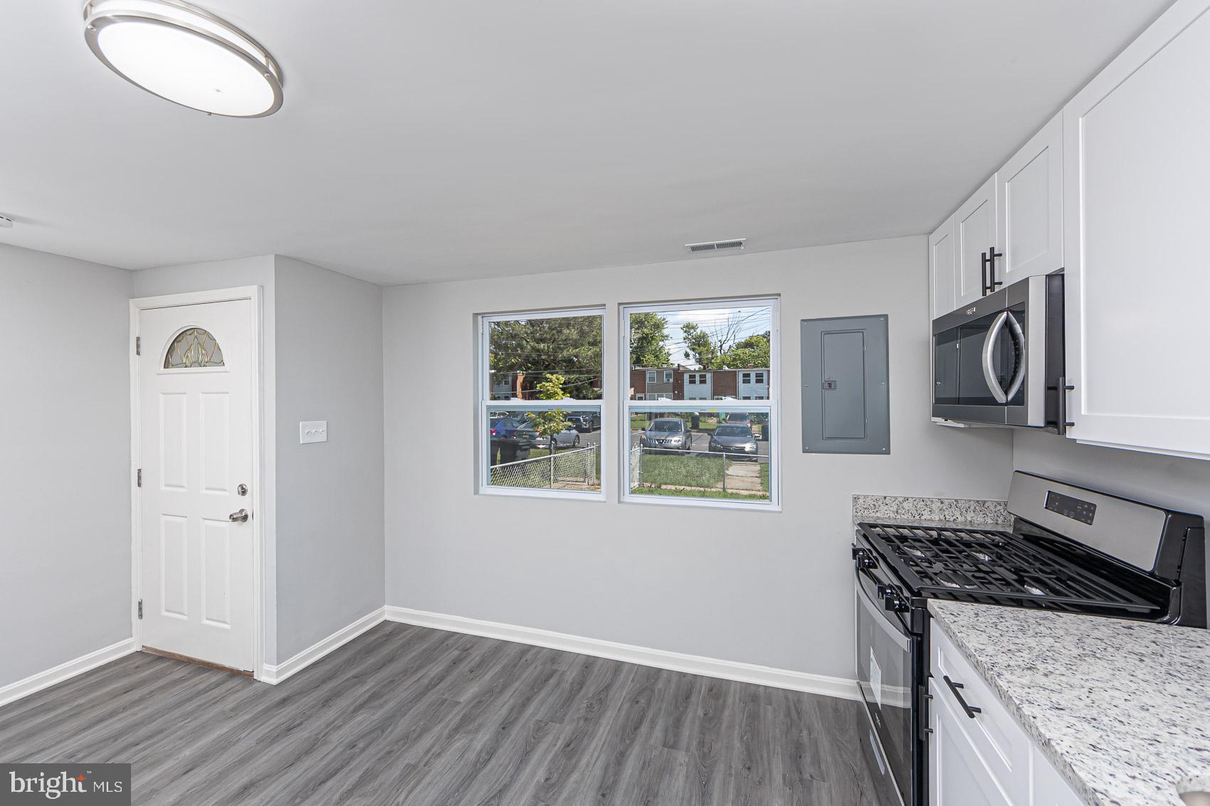 RIVERVIEW - Residential