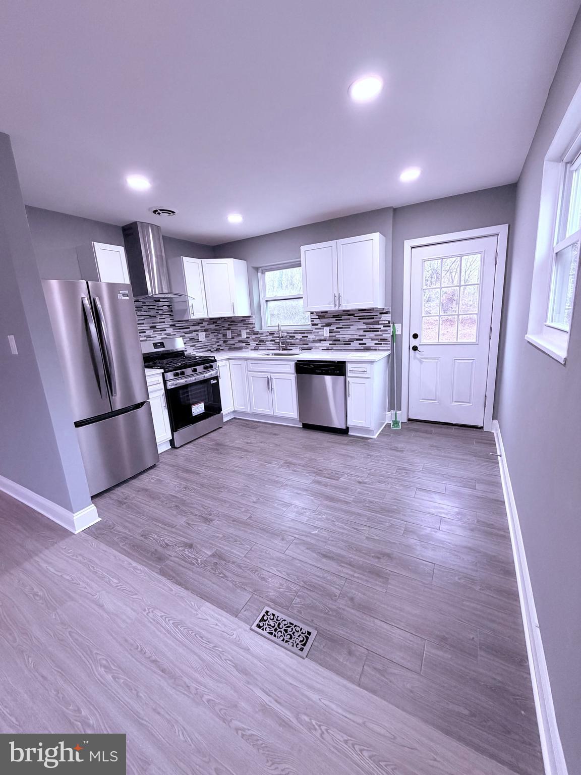 MARLOW HEIGHTS - Residential