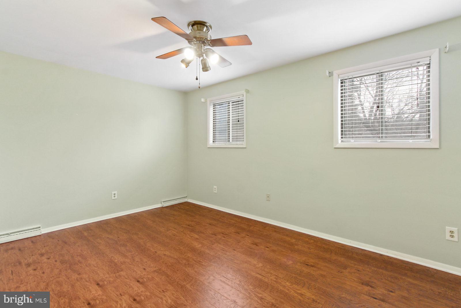 PENN OAKS NORTH - Residential