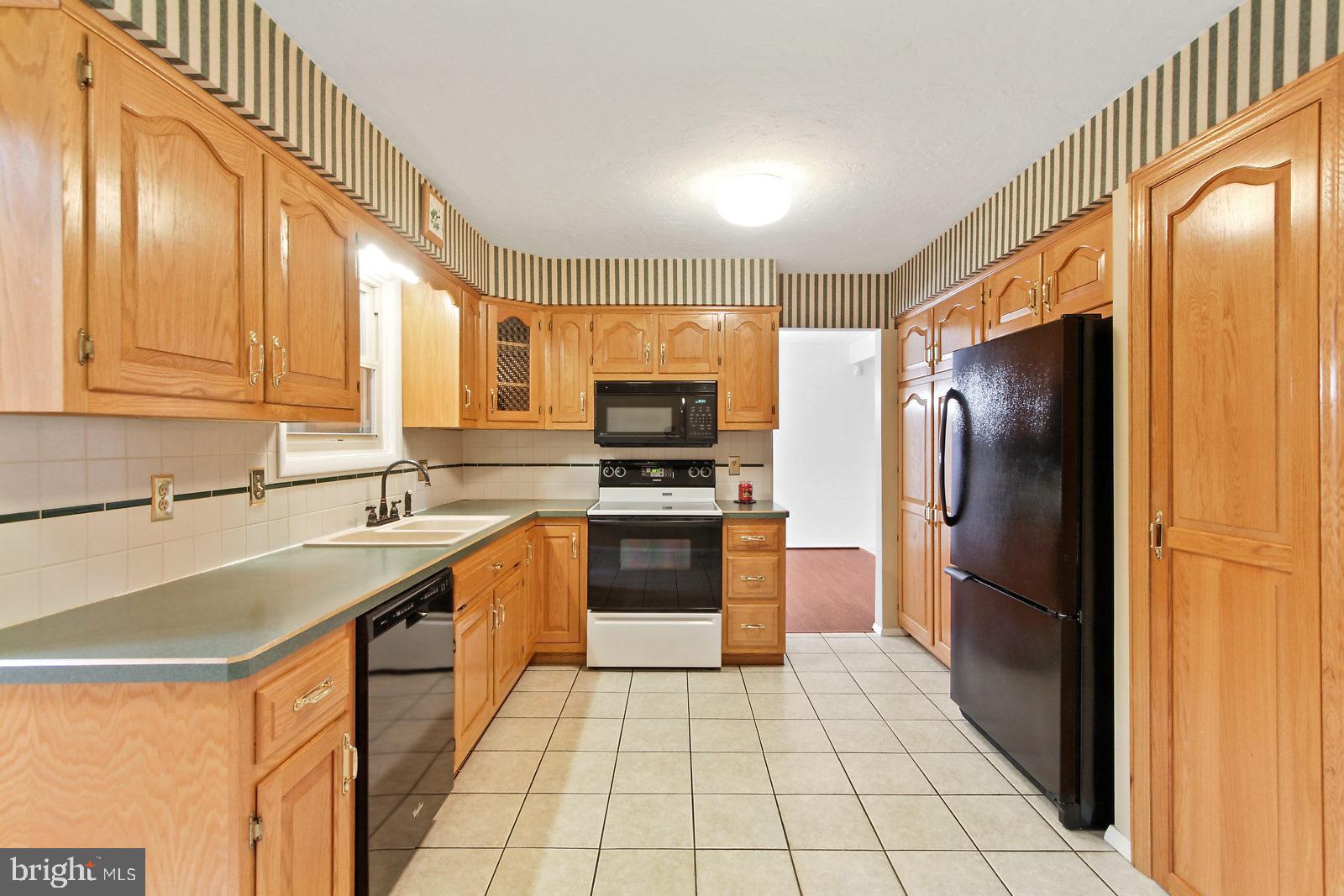 PENN OAKS NORTH - Residential