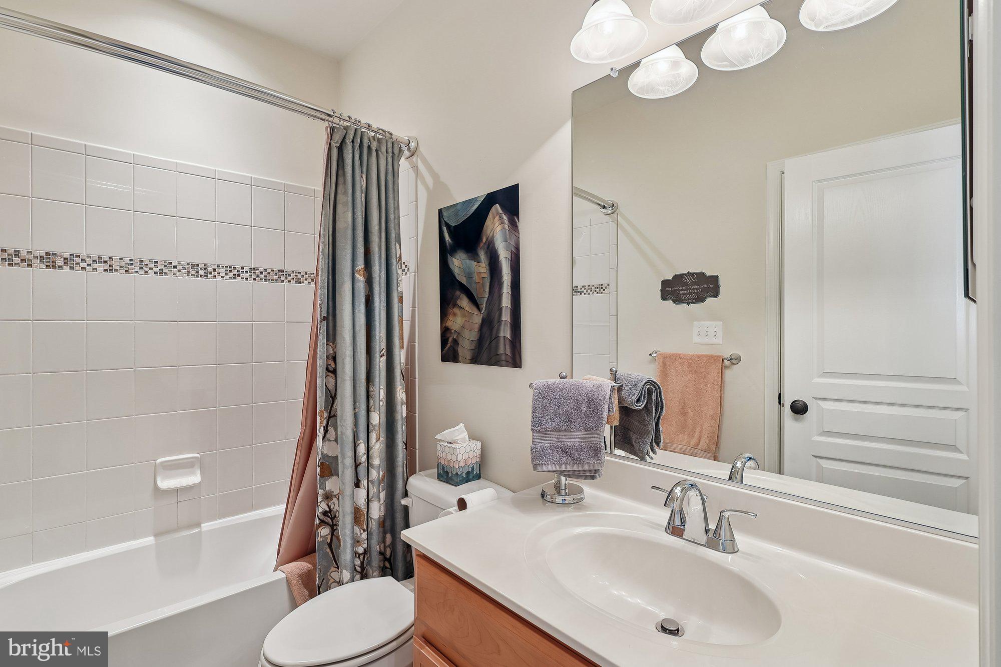 EASTPORT - Residential