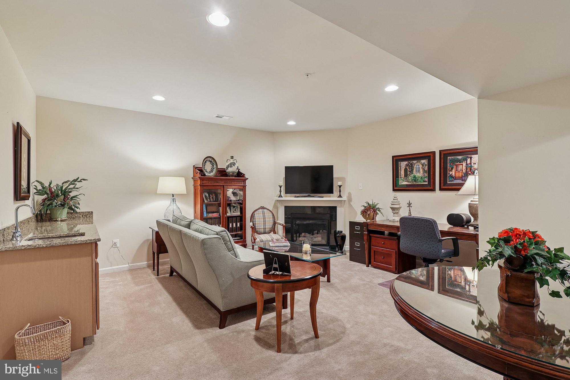 EASTPORT - Residential