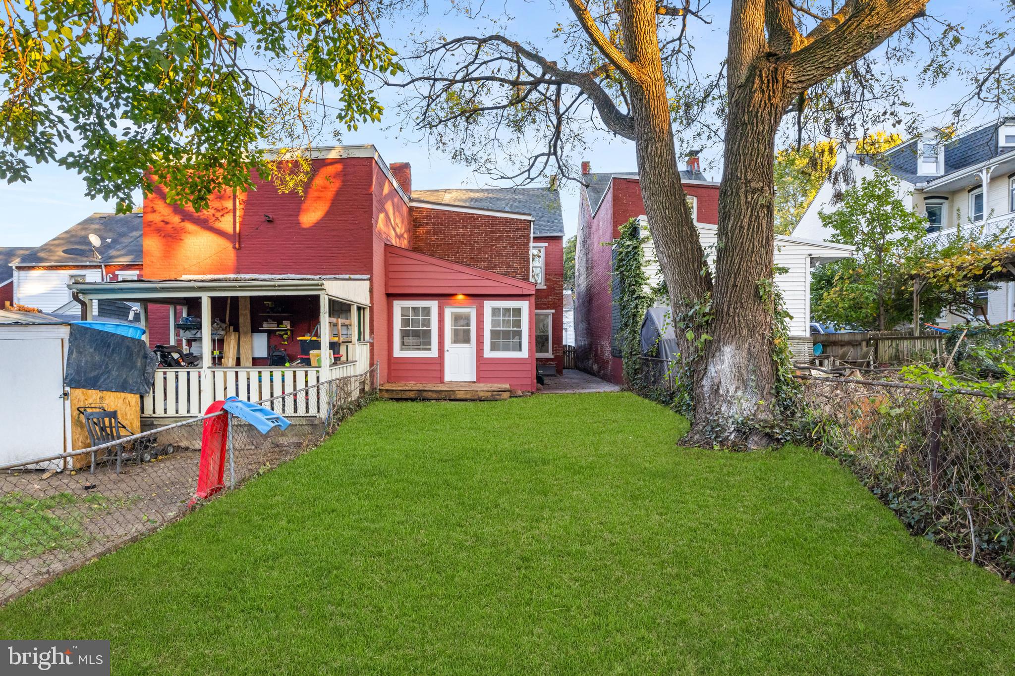 CABBAGE HILL - Residential