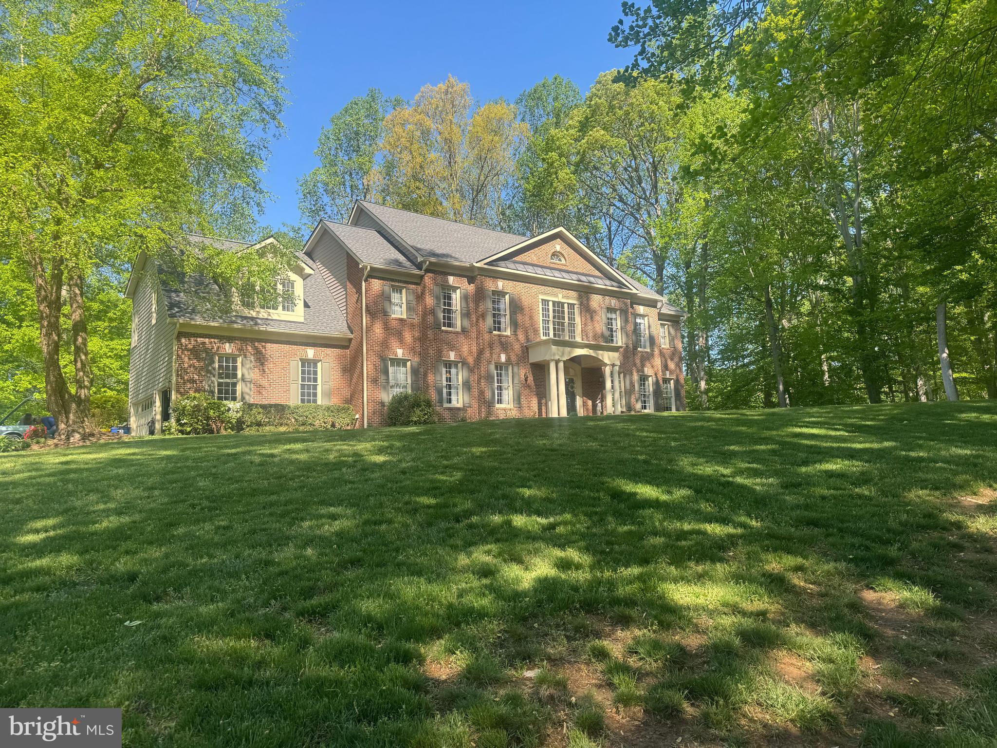 SOUTH RIVER COLONY - Residential
