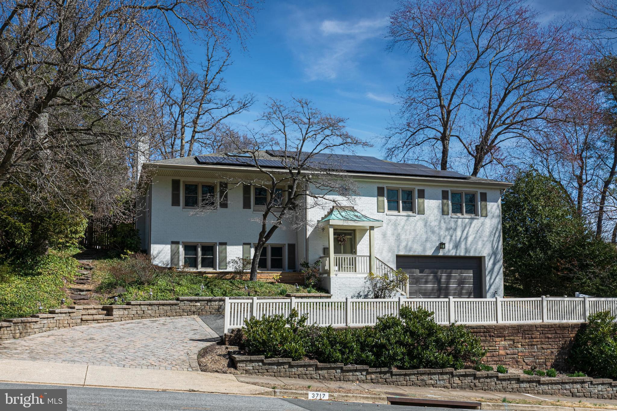 RIVERCREST - Residential