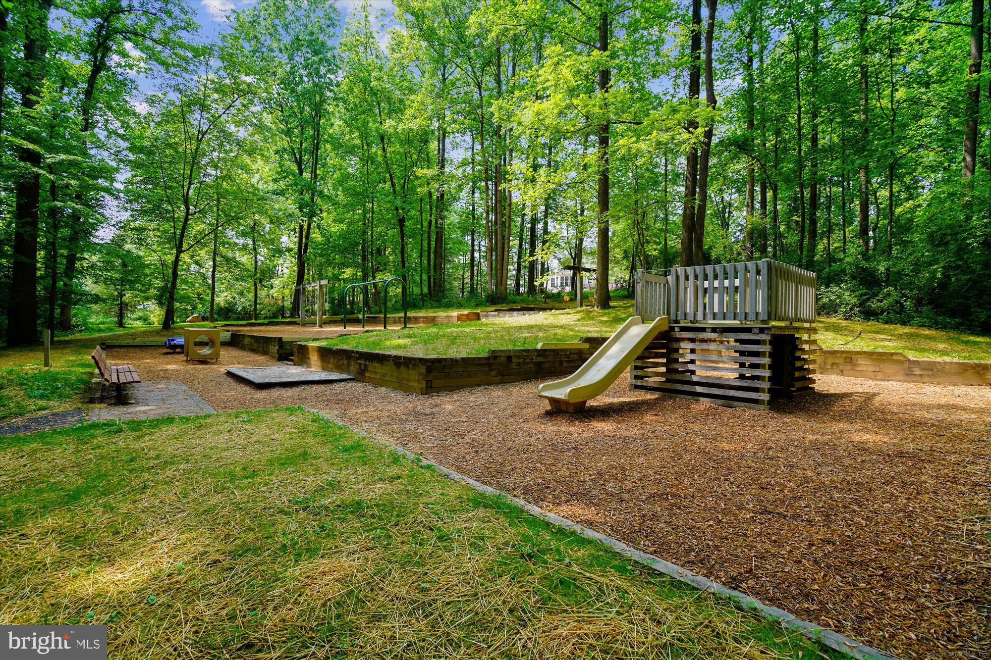 RIVER HILL - Residential