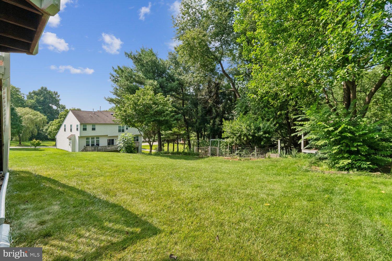 RIVER HILL - Residential