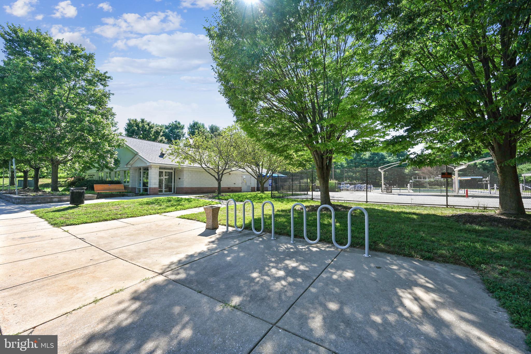 RIVER HILL - Residential