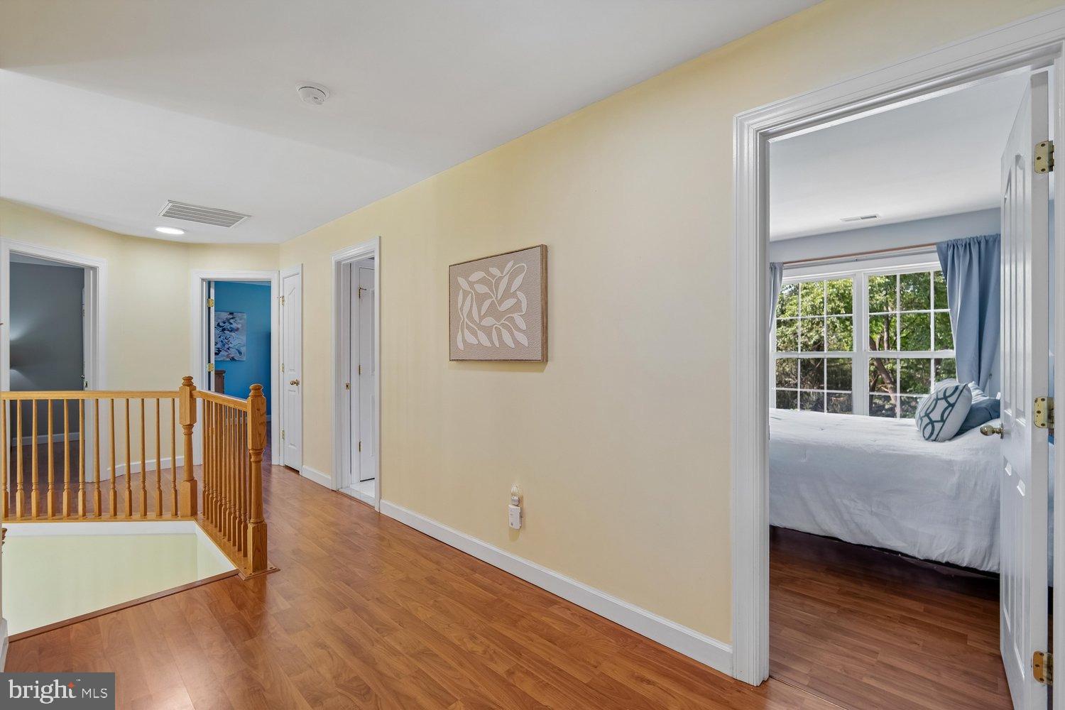 RIVER HILL - Residential
