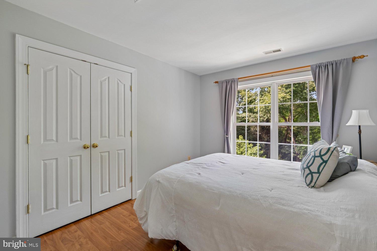RIVER HILL - Residential