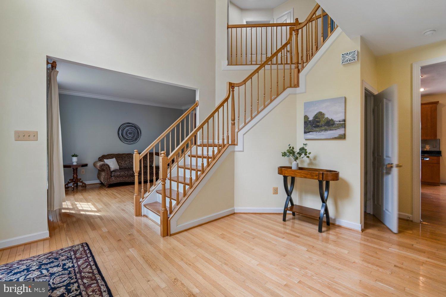 RIVER HILL - Residential