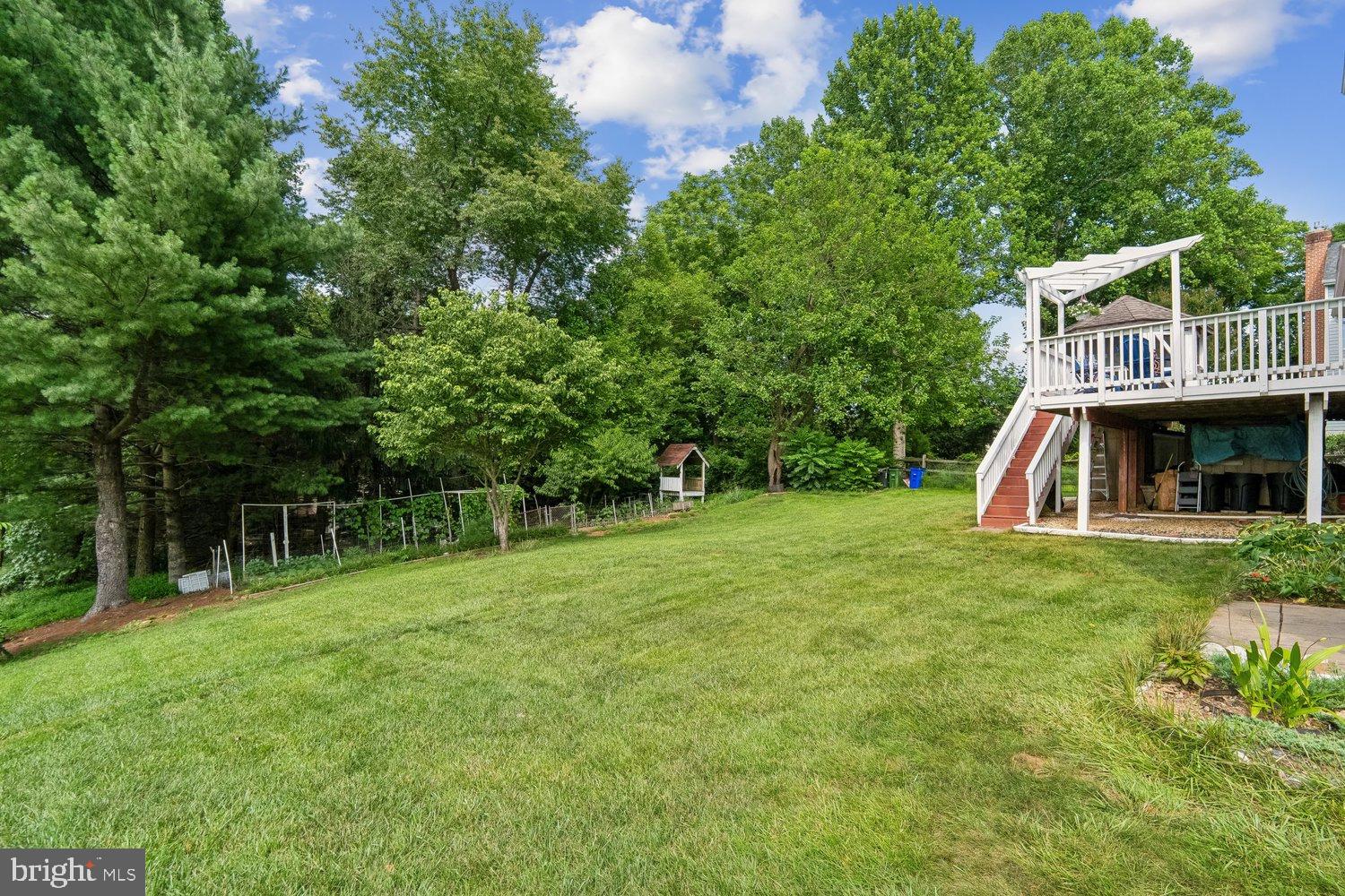 RIVER HILL - Residential