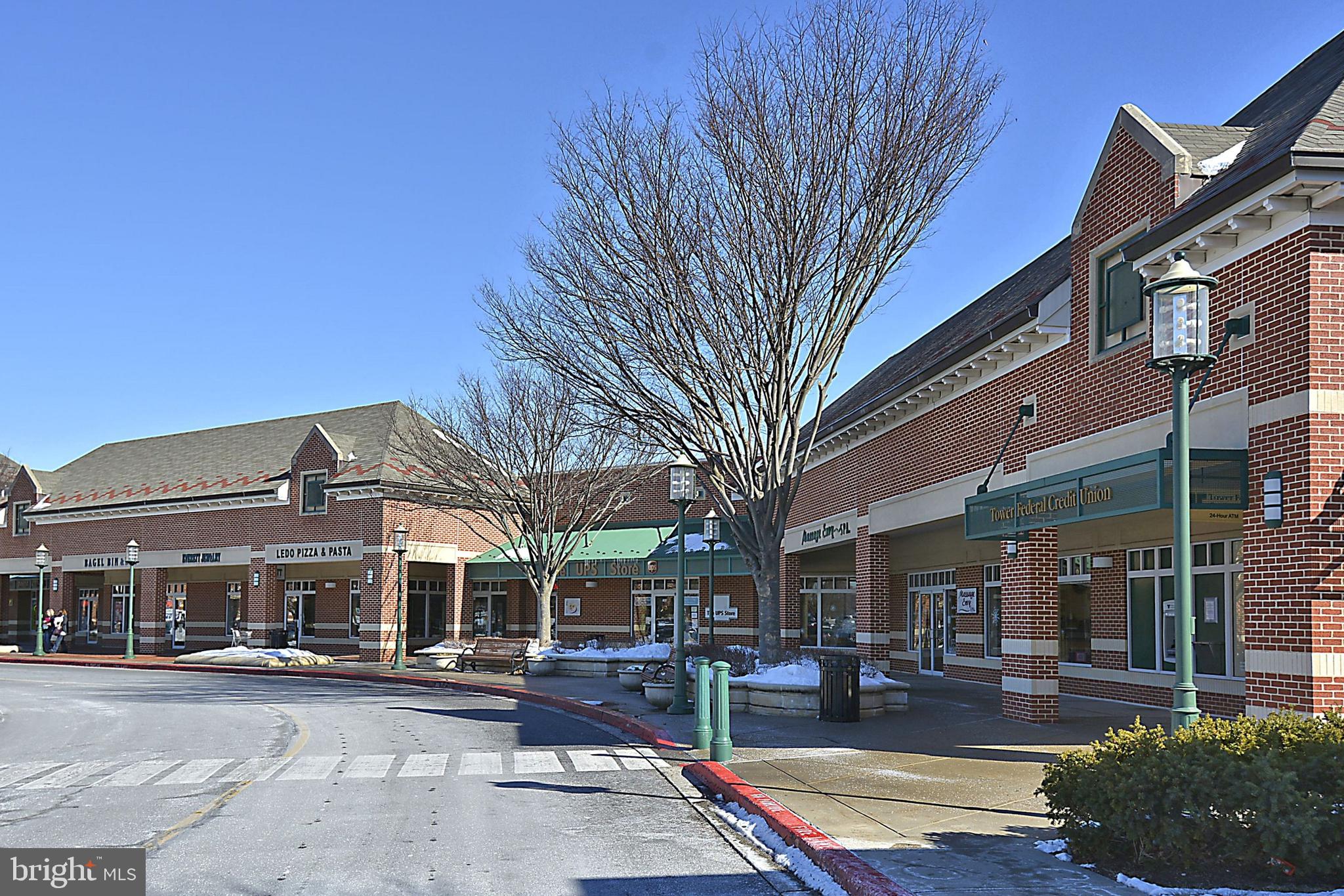 RIVER HILL - Residential