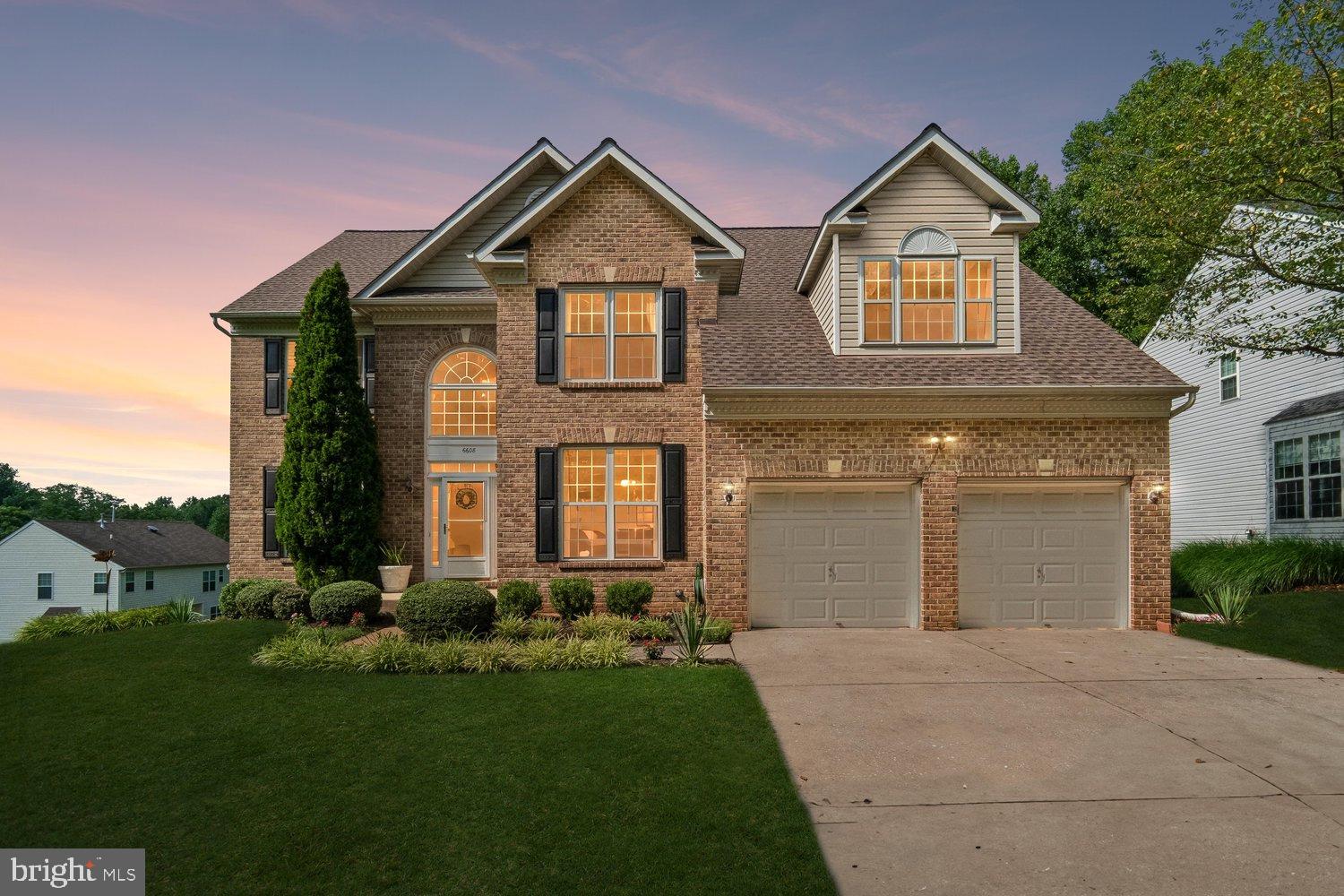 RIVER HILL - Residential
