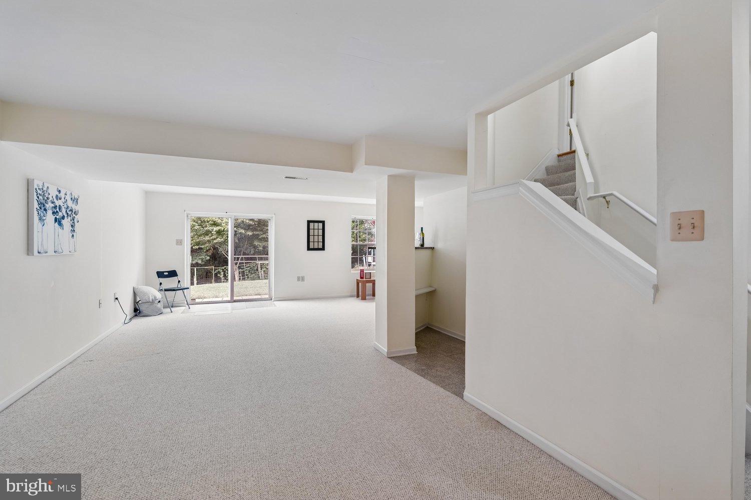 RIVER HILL - Residential