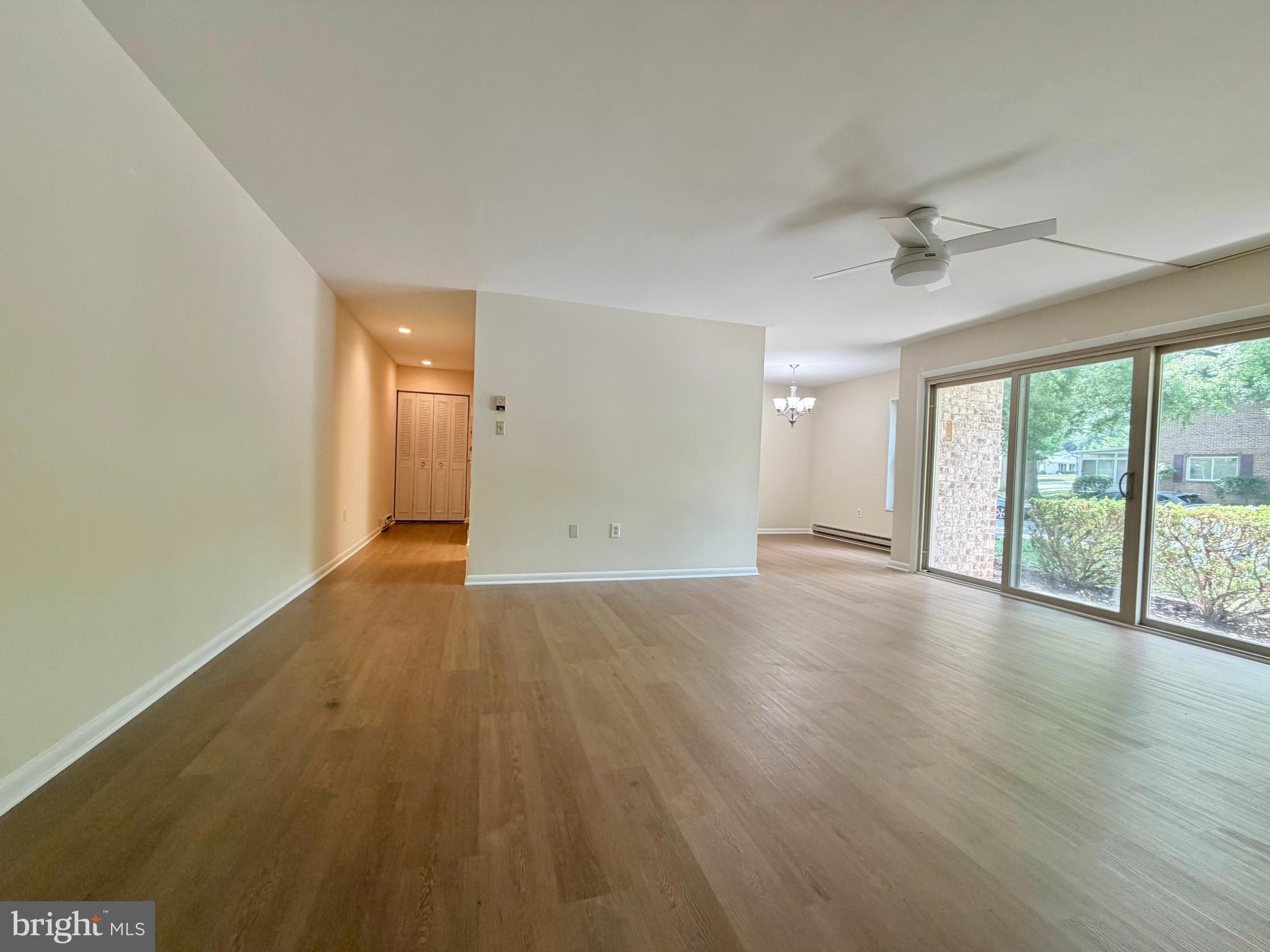 LEISURE WORLD - Residential
