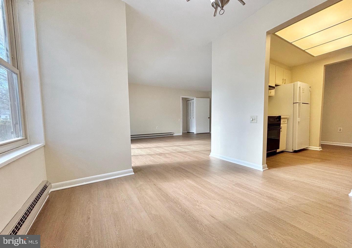 LEISURE WORLD - Residential
