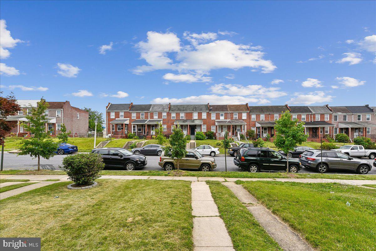 EASTWOOD - Residential