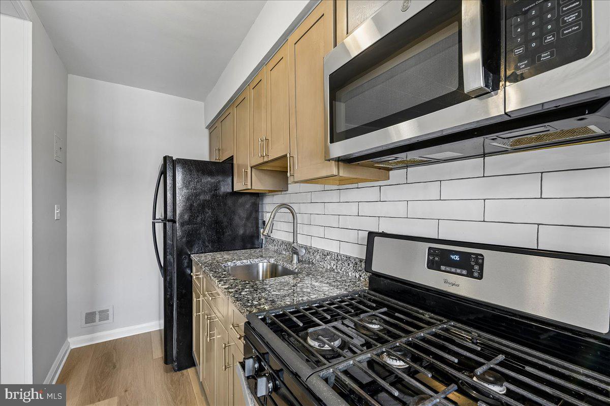 EASTWOOD - Residential