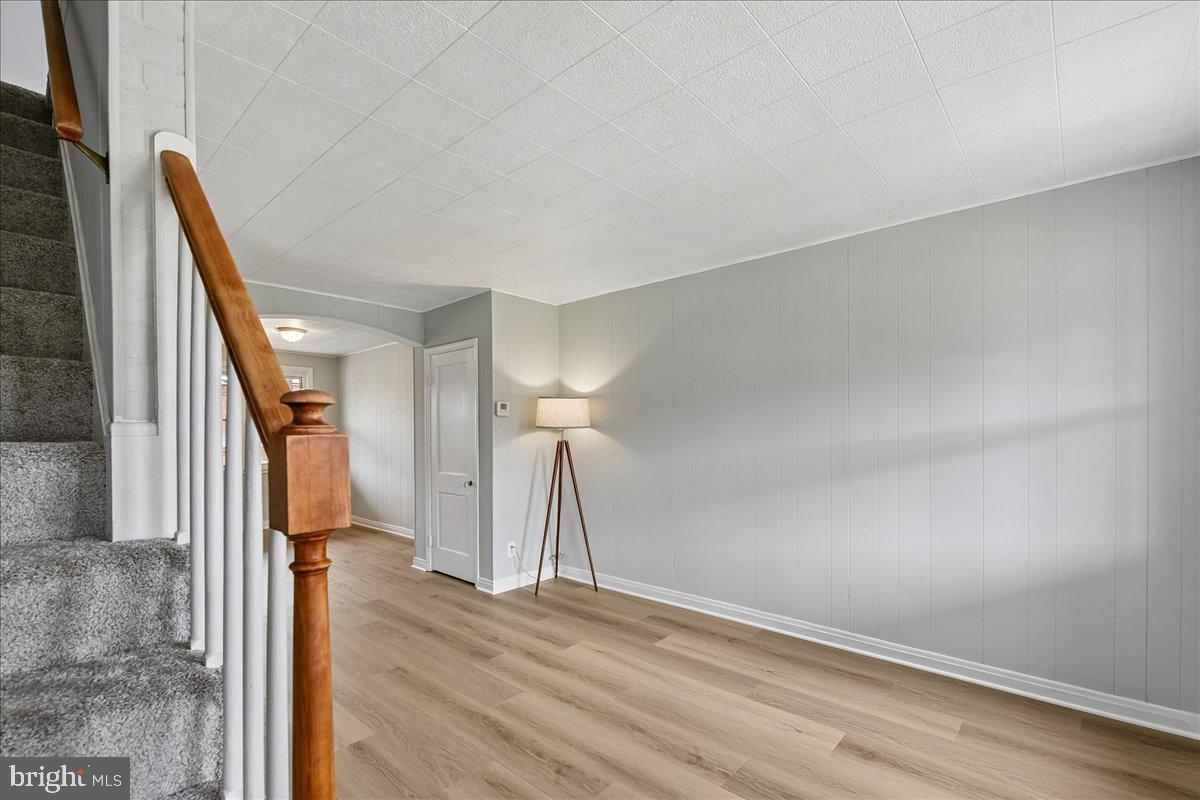 EASTWOOD - Residential