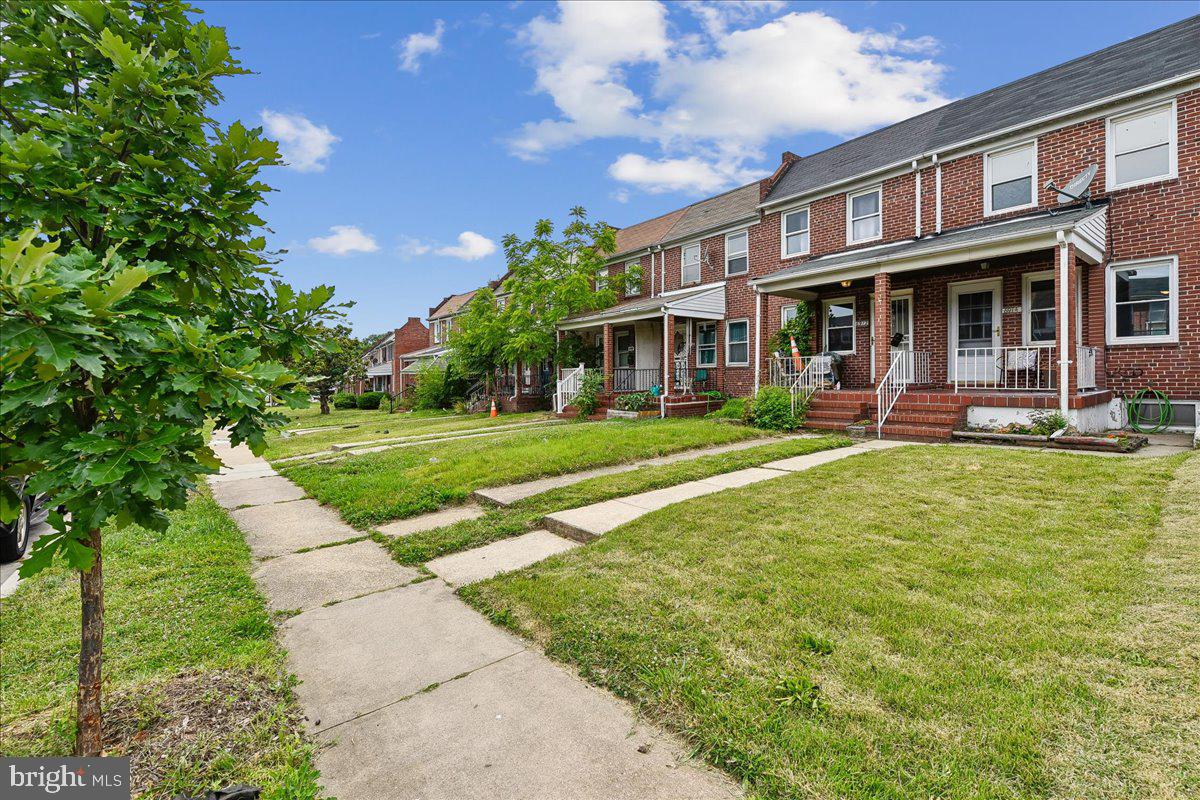 EASTWOOD - Residential