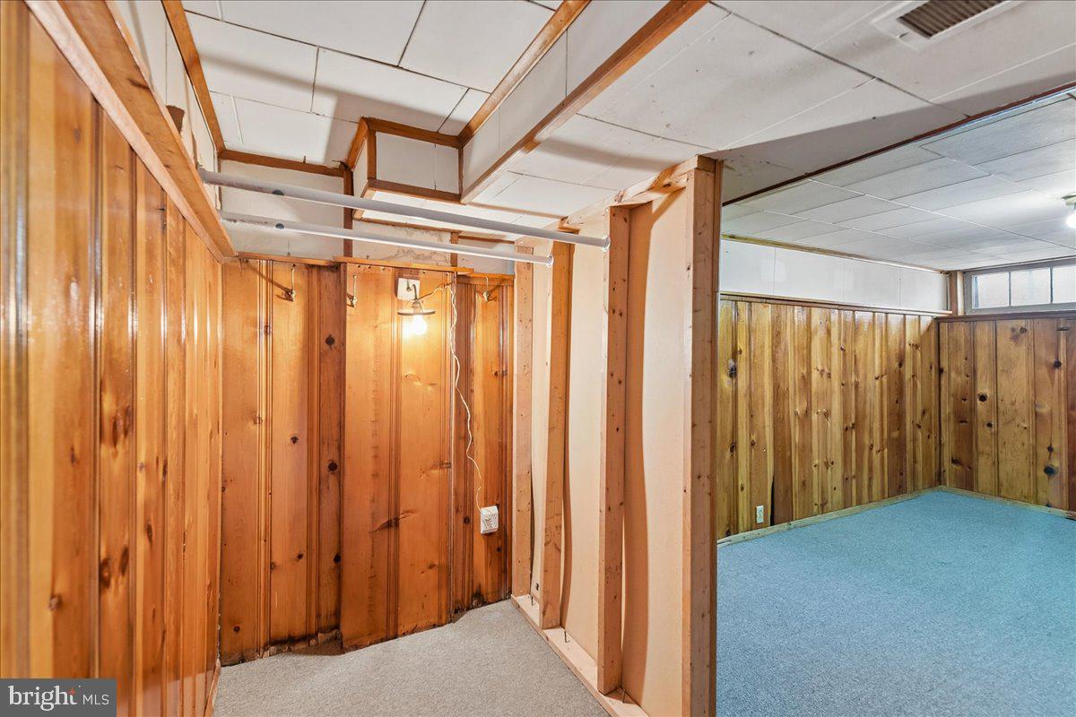 EASTWOOD - Residential